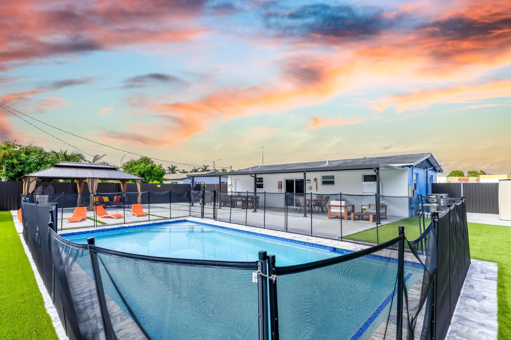 Holiday home Havana Blue/pool+heater/hard Rock/gazebo/bbq Miami