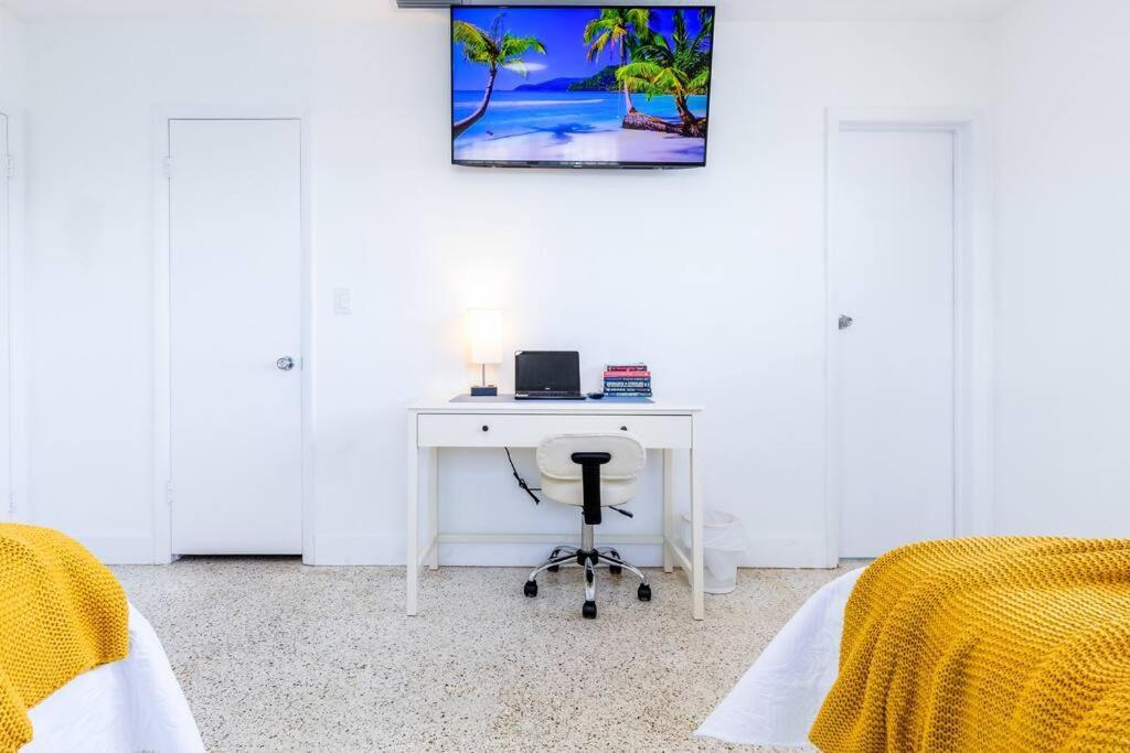 Havana Blue/pool+heater/hard Rock/gazebo/bbq Holiday home Miami