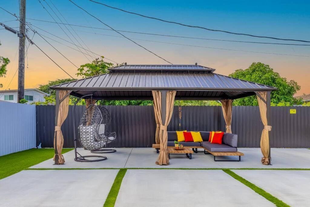 Holiday home Havana Blue/pool+heater/hard Rock/gazebo/bbq Miami