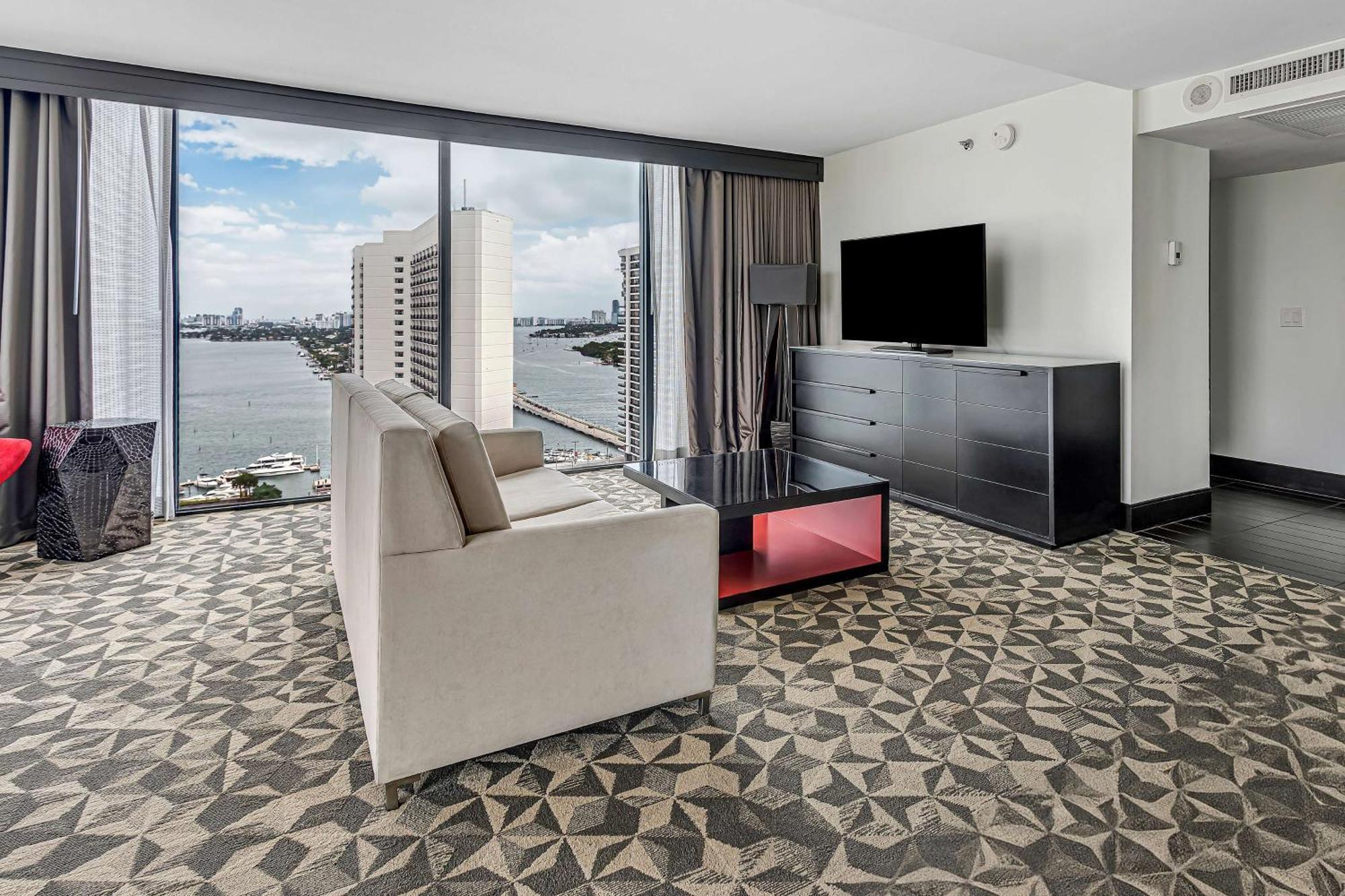 Hilton Downtown Miami