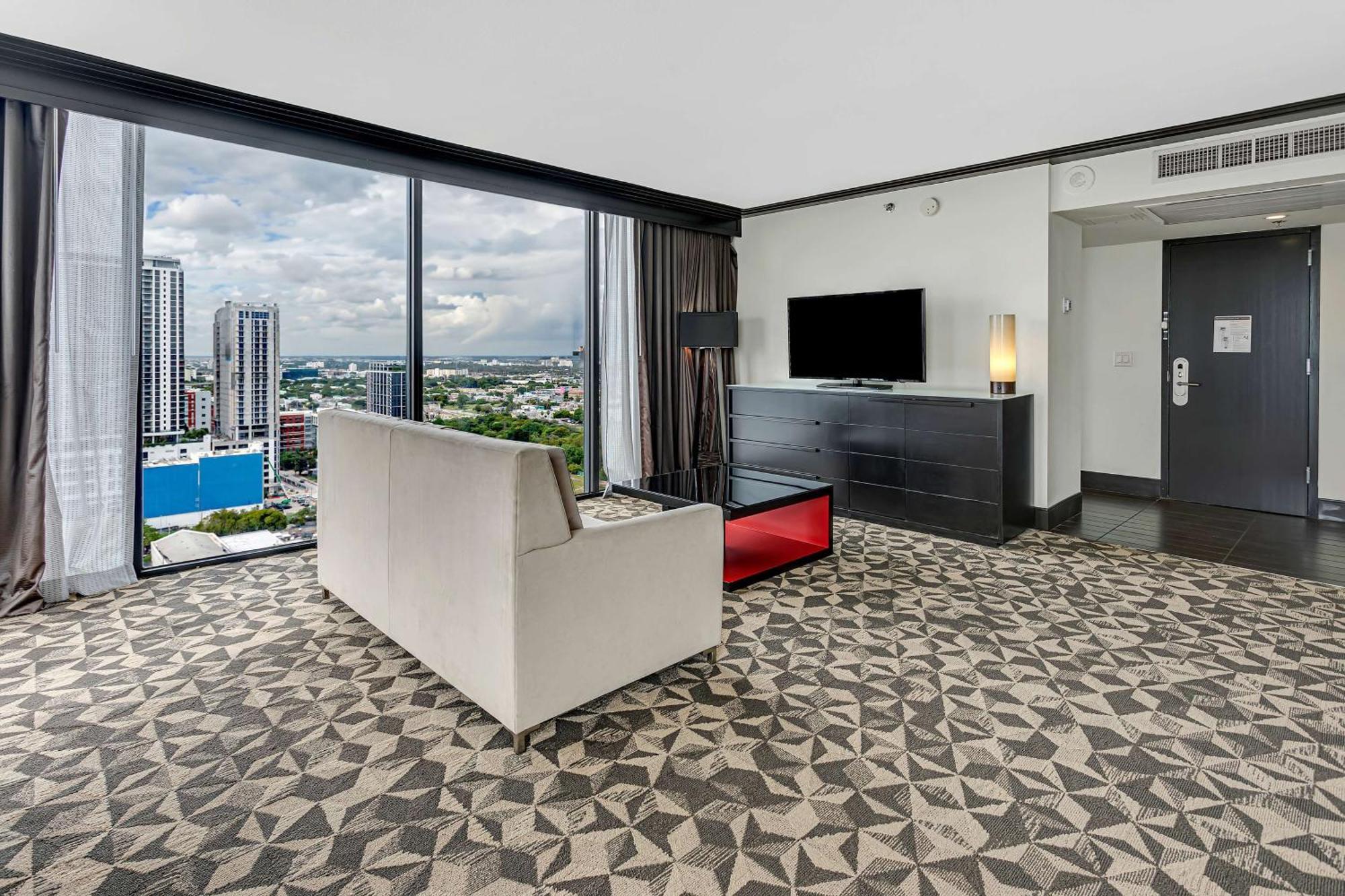 Hilton Downtown Miami