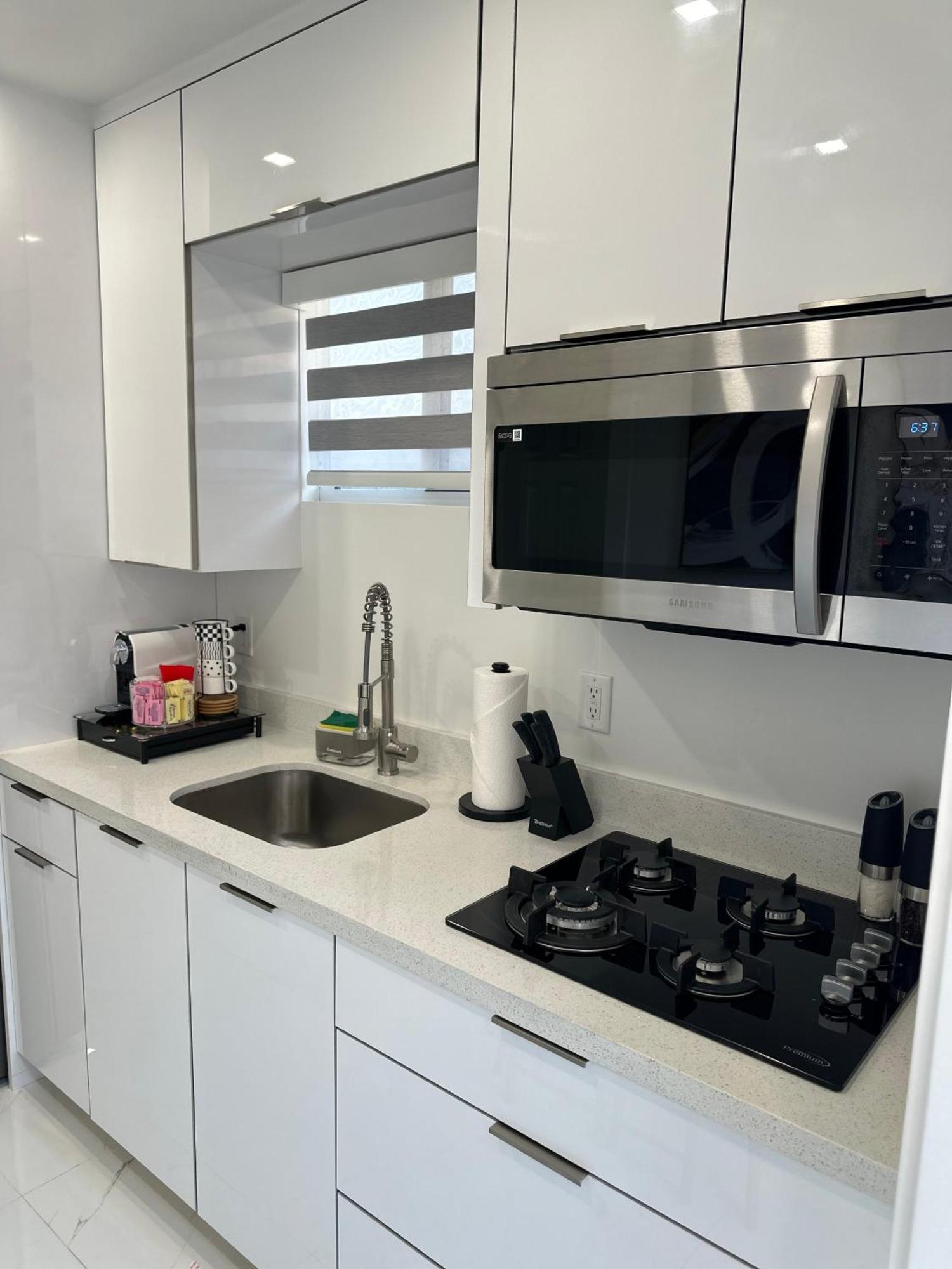 Near Mia Airport, Wynwood & Camping Miami