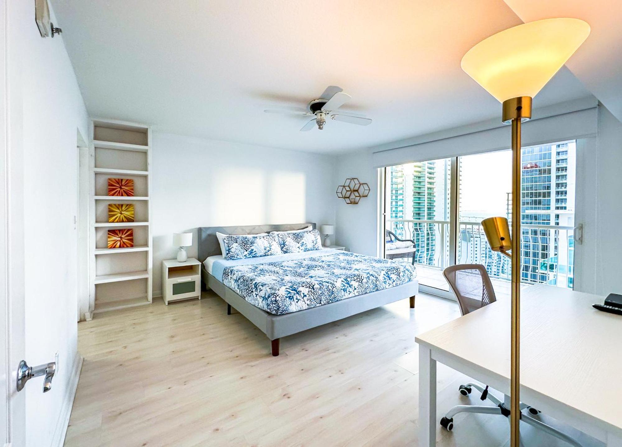 Star Orange Brickell