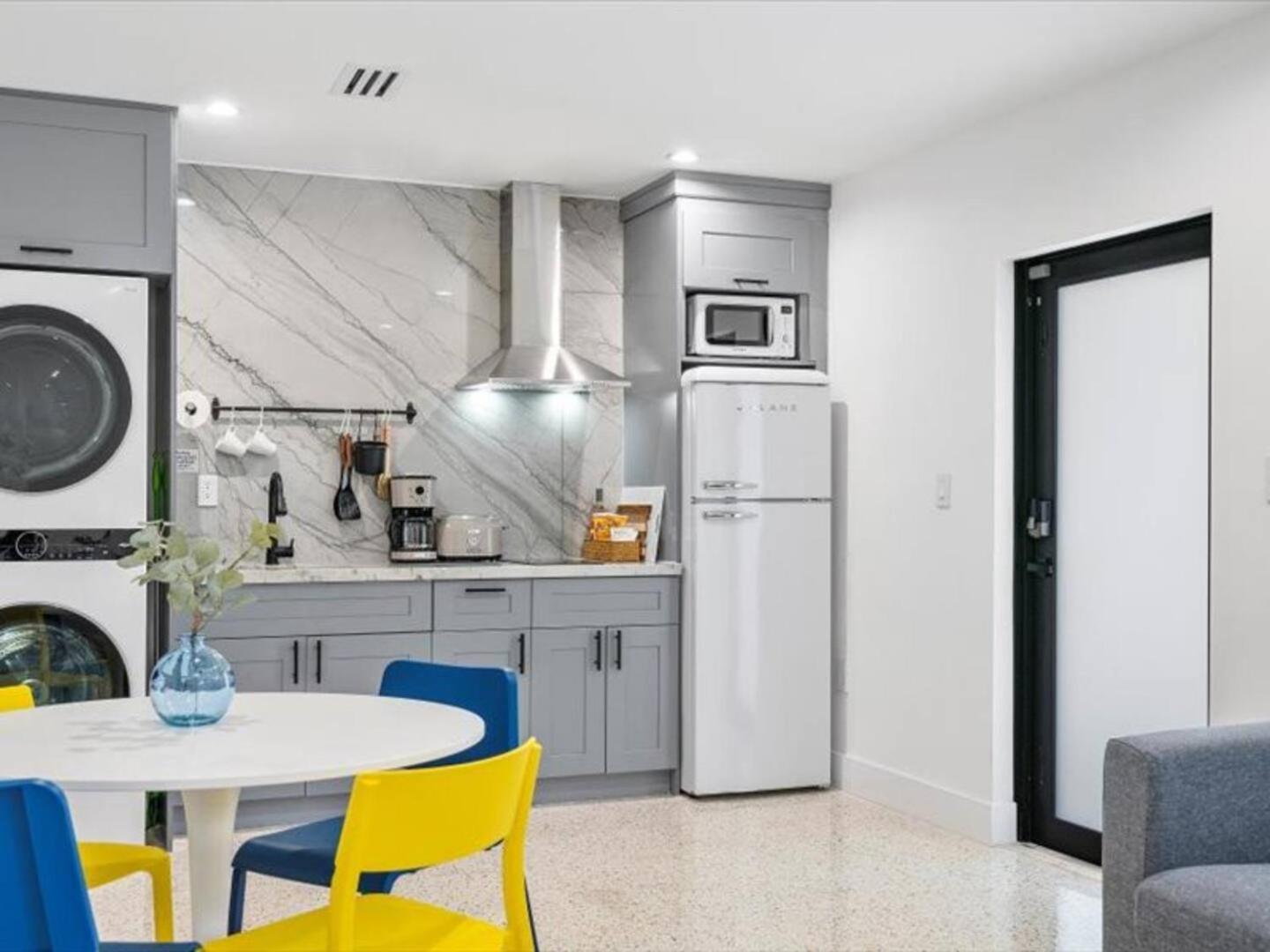 Appartement Cozy Getaway Heated Pool & Sun Loungers