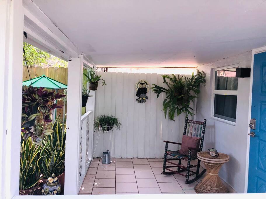 V - Independent In Little Havana Appartement *