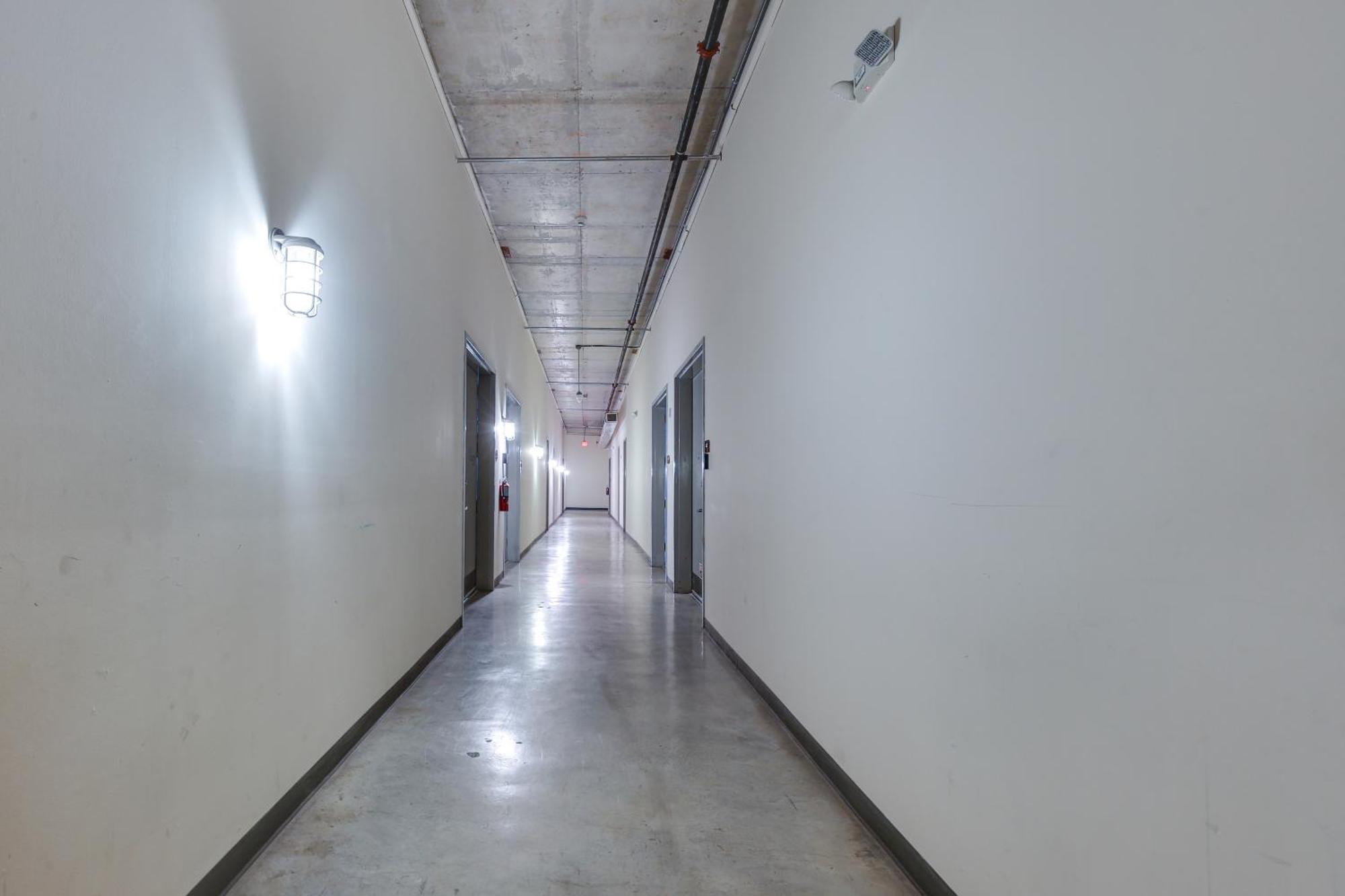 Wynwood Condo, Walk To Restaurants And Nightclubs! Apartment