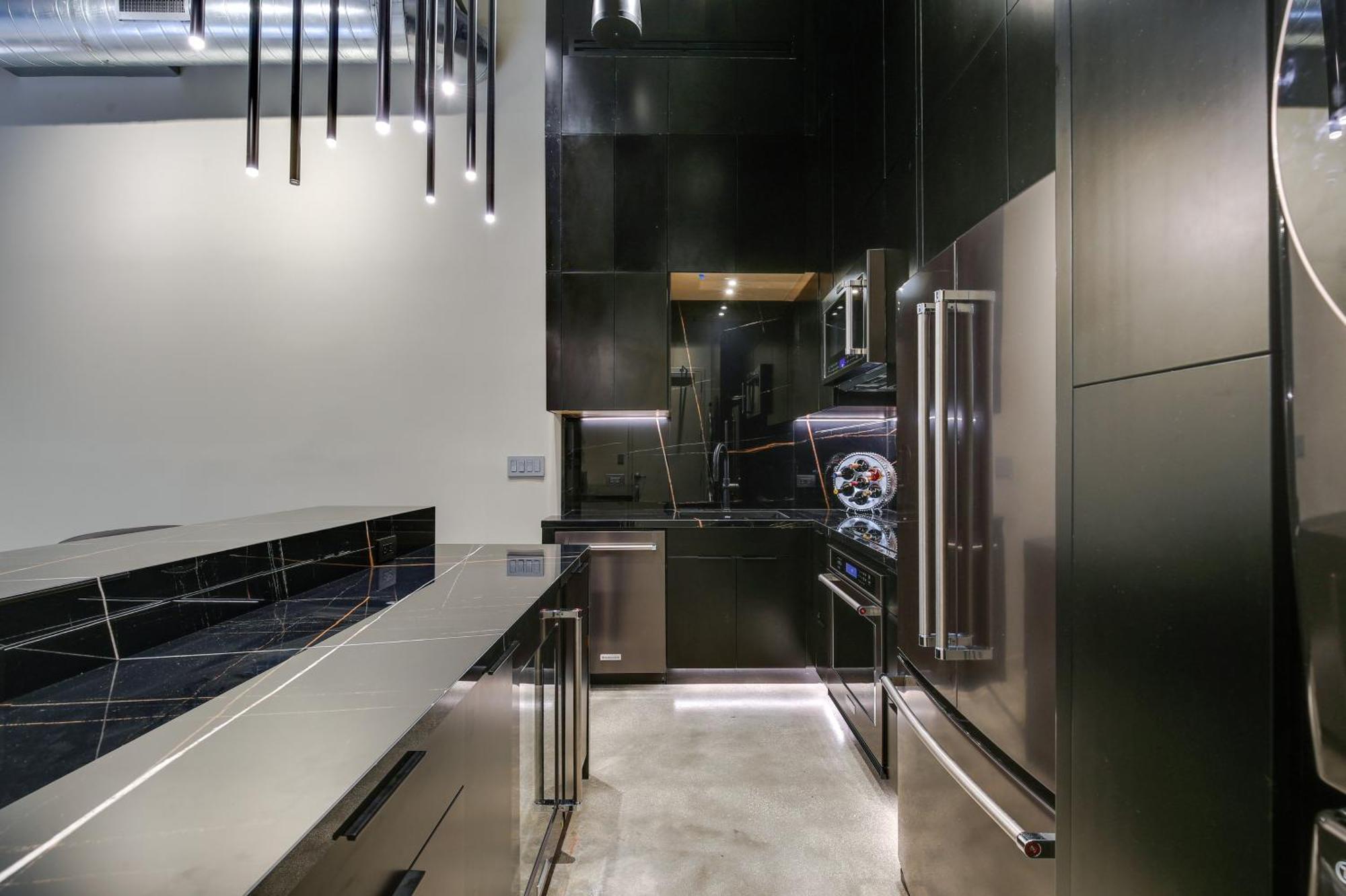 Wynwood Condo, Walk To Restaurants And Nightclubs! Miami