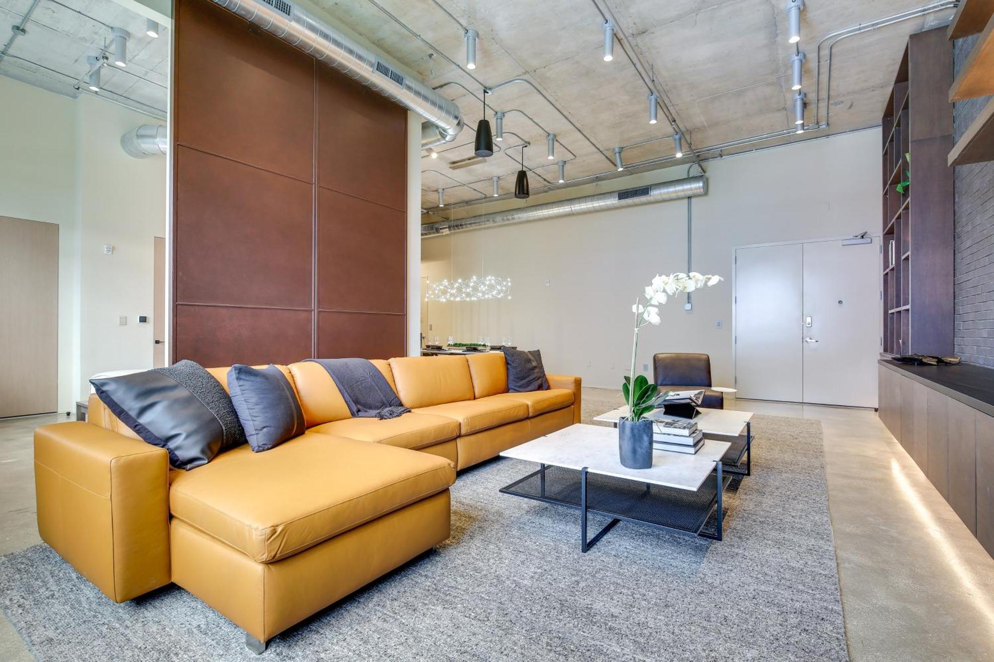 Wynwood Condo, Walk To Restaurants And Nightclubs! *