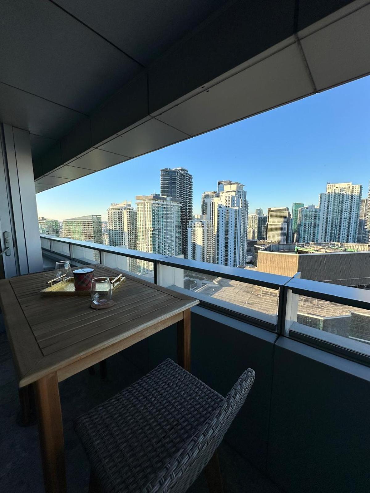 Aka Brickell Free Parking By Palermo Miami