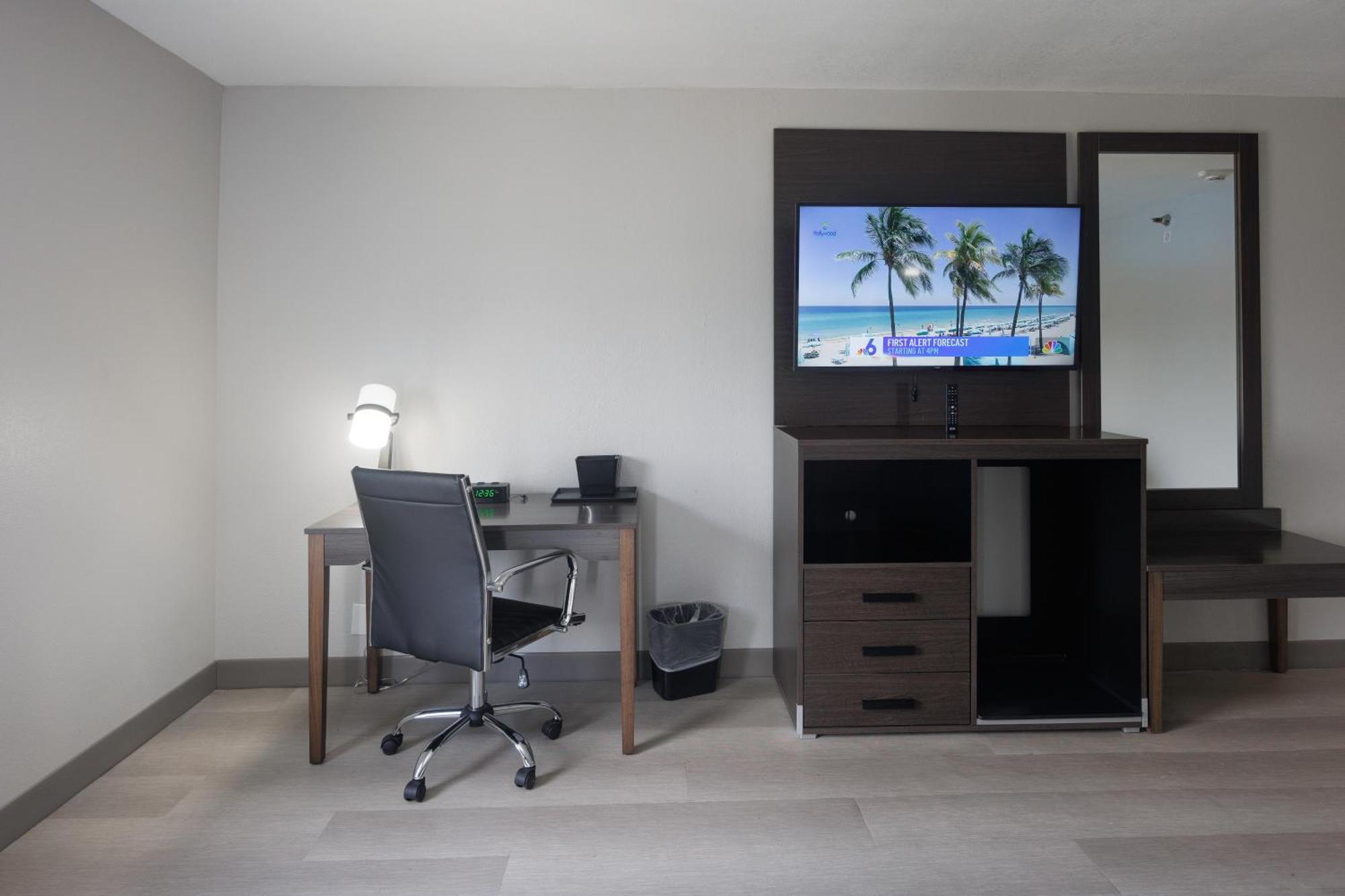Airport Hotel