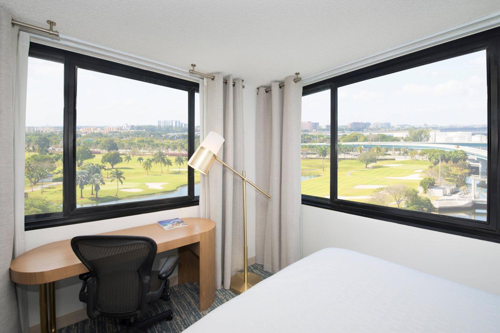 Sheraton Airport And Executive Meeting Center