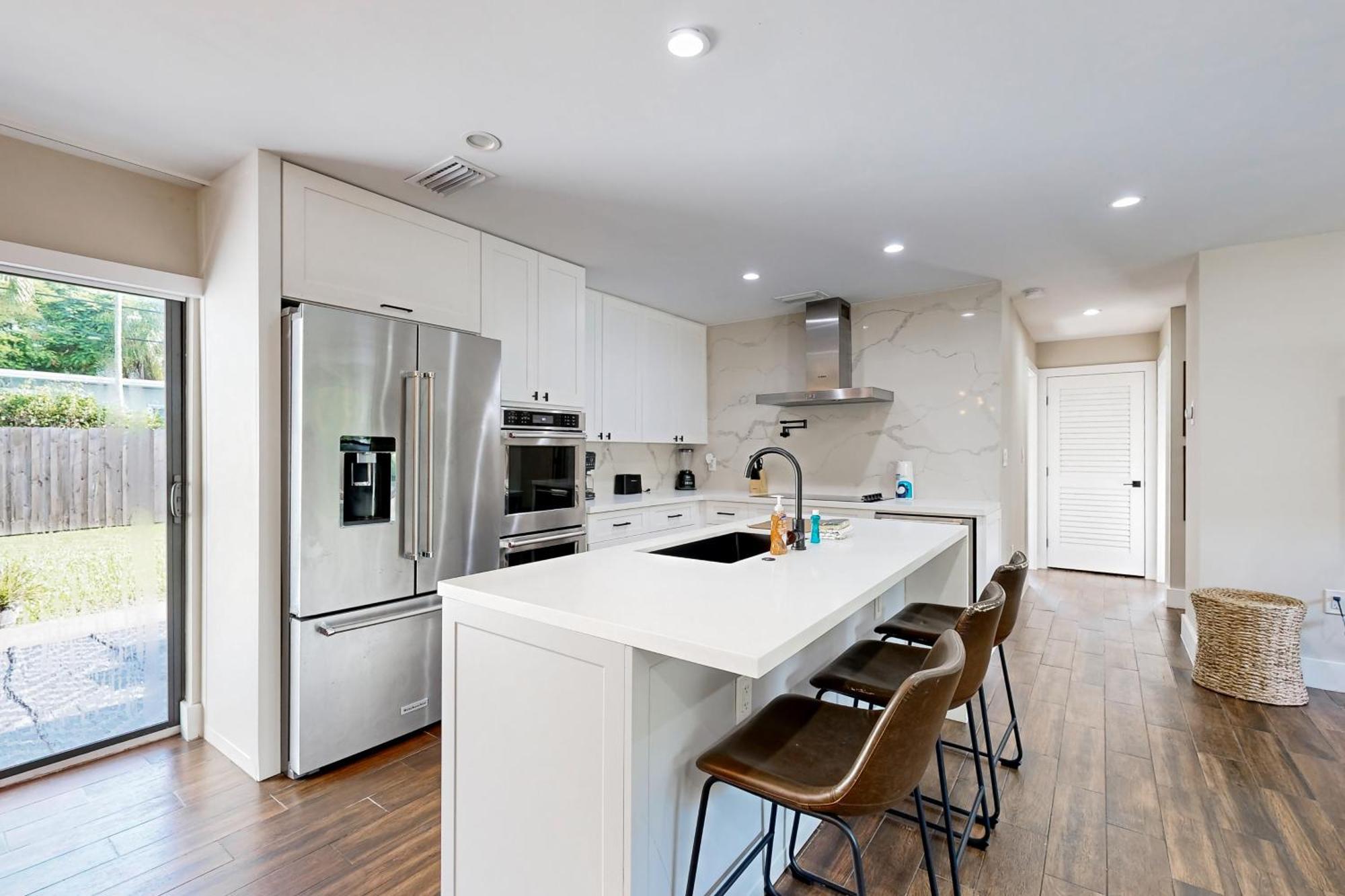 Mid-century Modern Oasis Holiday home Miami
