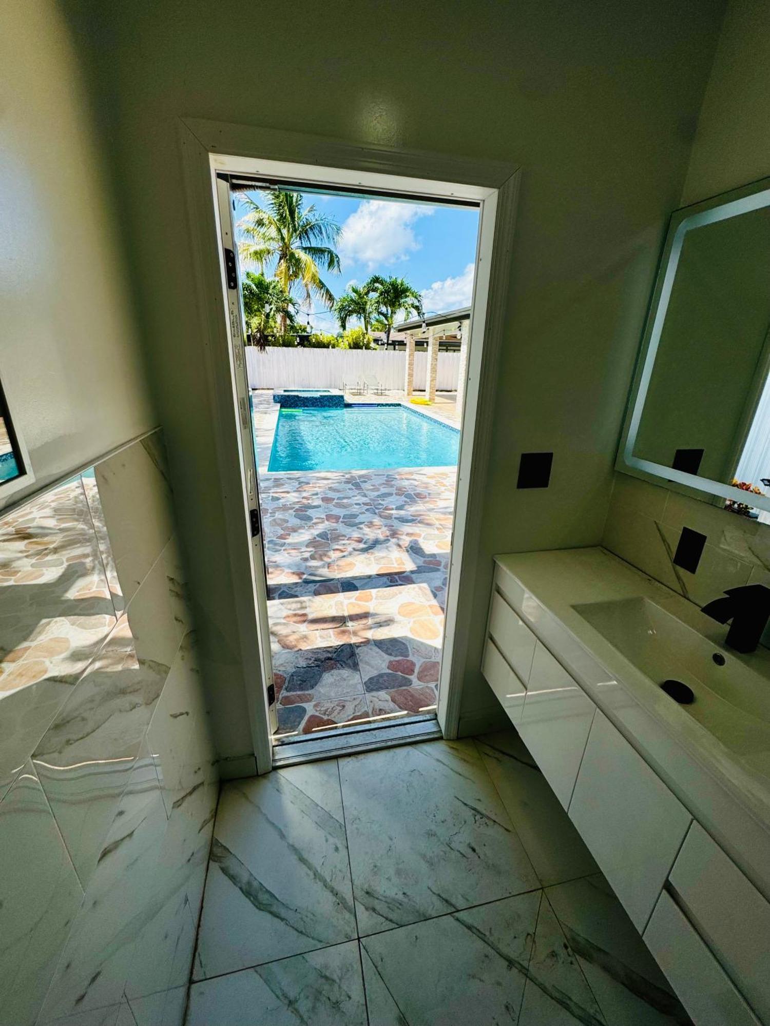 Holiday home Heated Pool Hot Tub