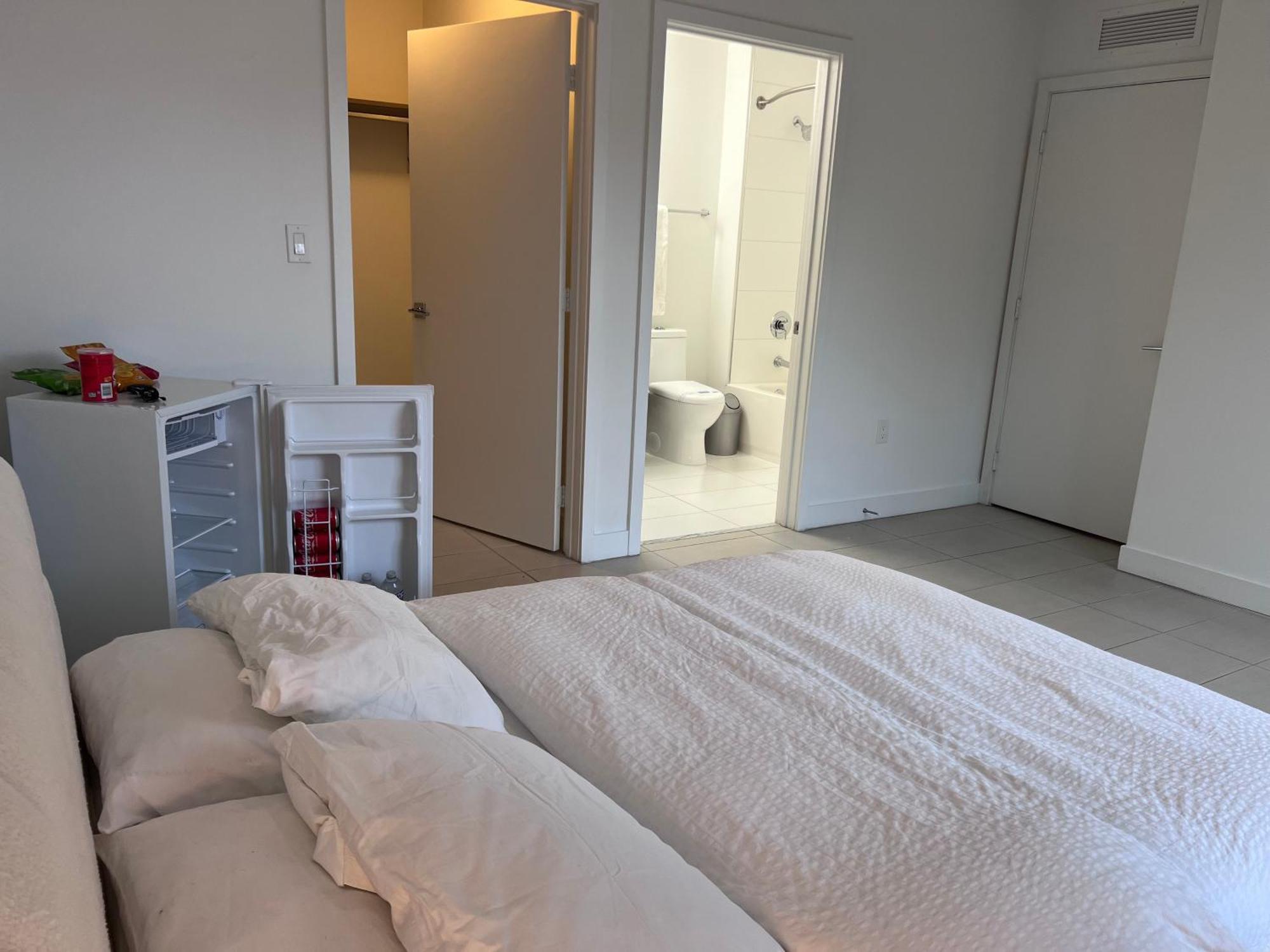 Privatunterkunft Master Bed In Calle Ocho *