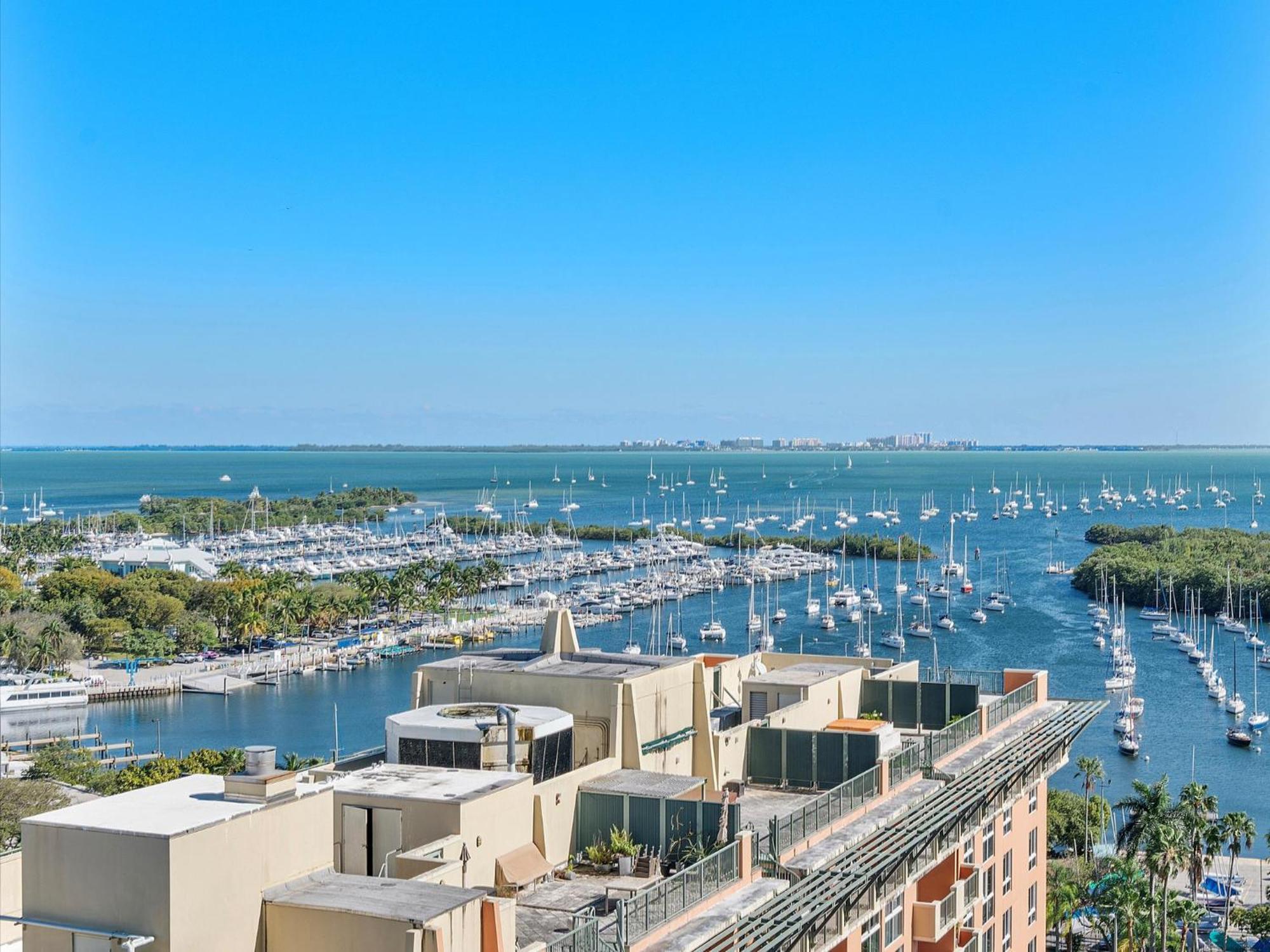 Aparthotel Residences By Vacation 3*