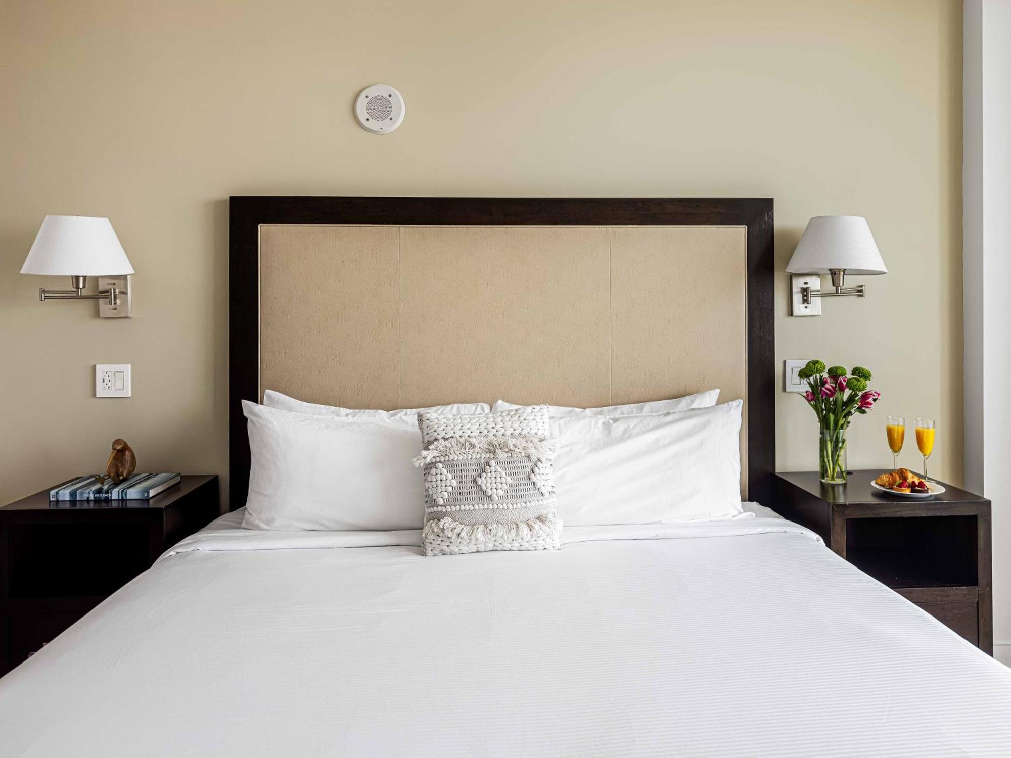 Aparthotel Residences By Vacation