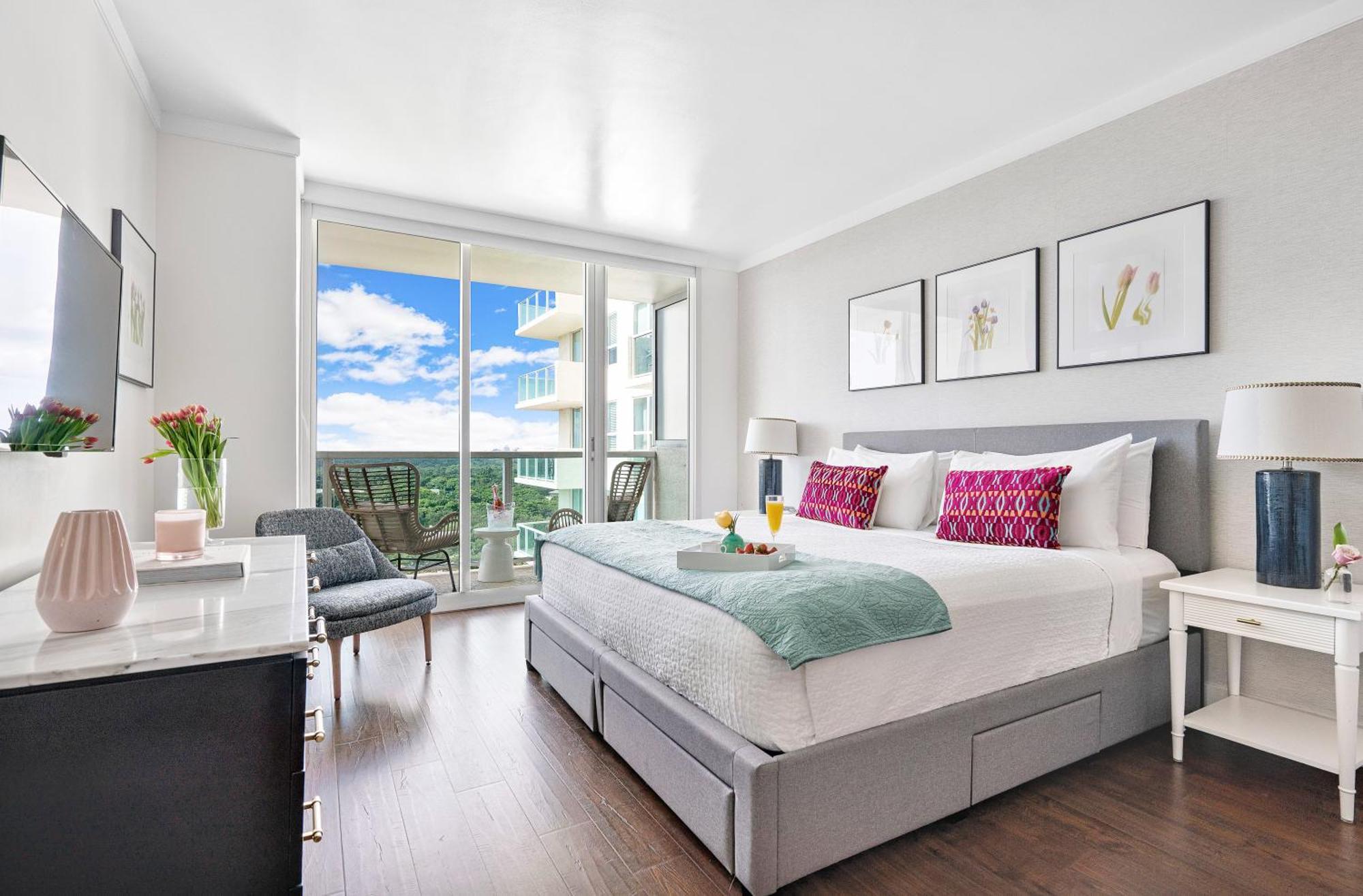 Residences By Vacation Aparthotel