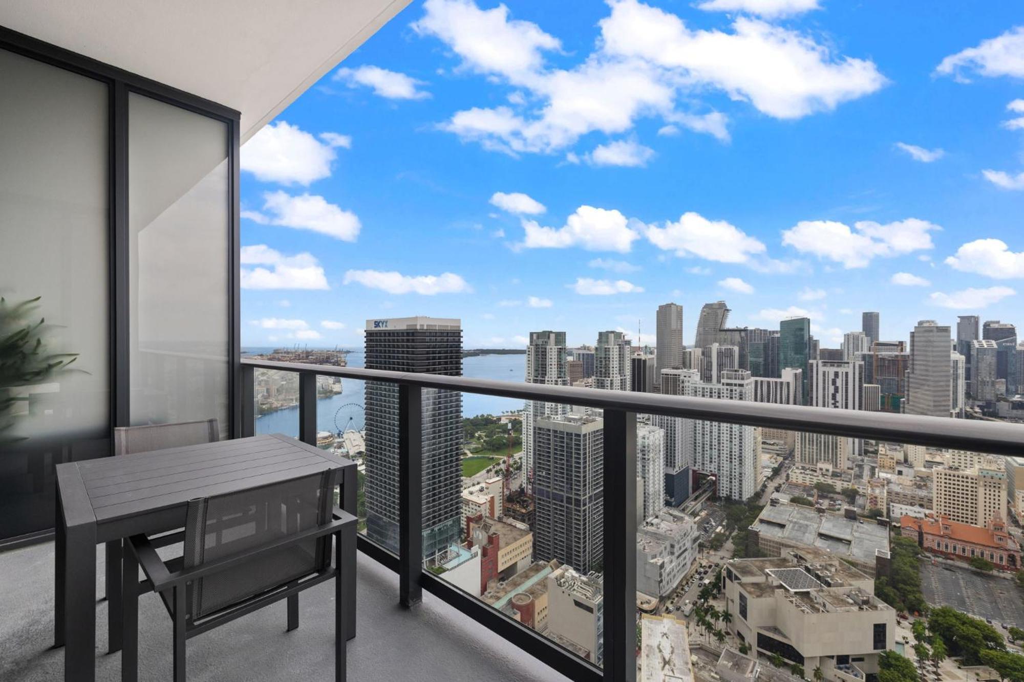 Ph 49 Floor Luxury W Free Parking