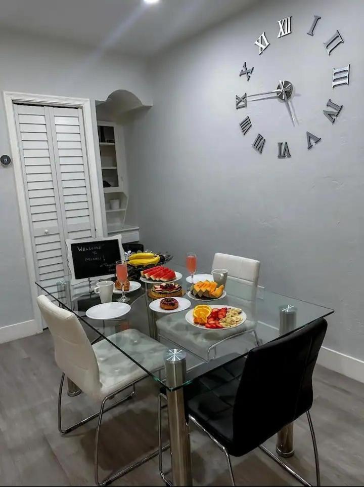 Apartment Hot Tub - 5min To Dt - Games - Customer Support *