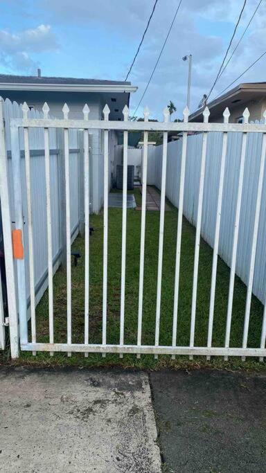 Private And Comfortable Near Airport Appartement