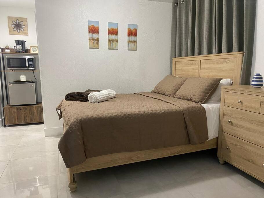Private And Comfortable Near Airport *