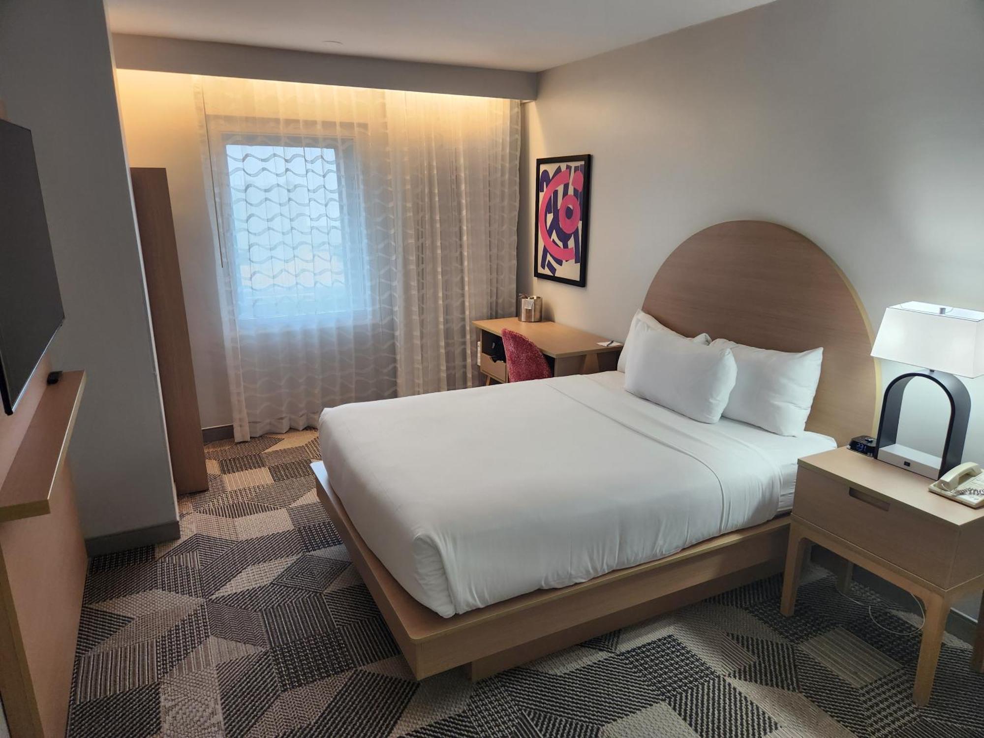 Hotel International Airport 3*