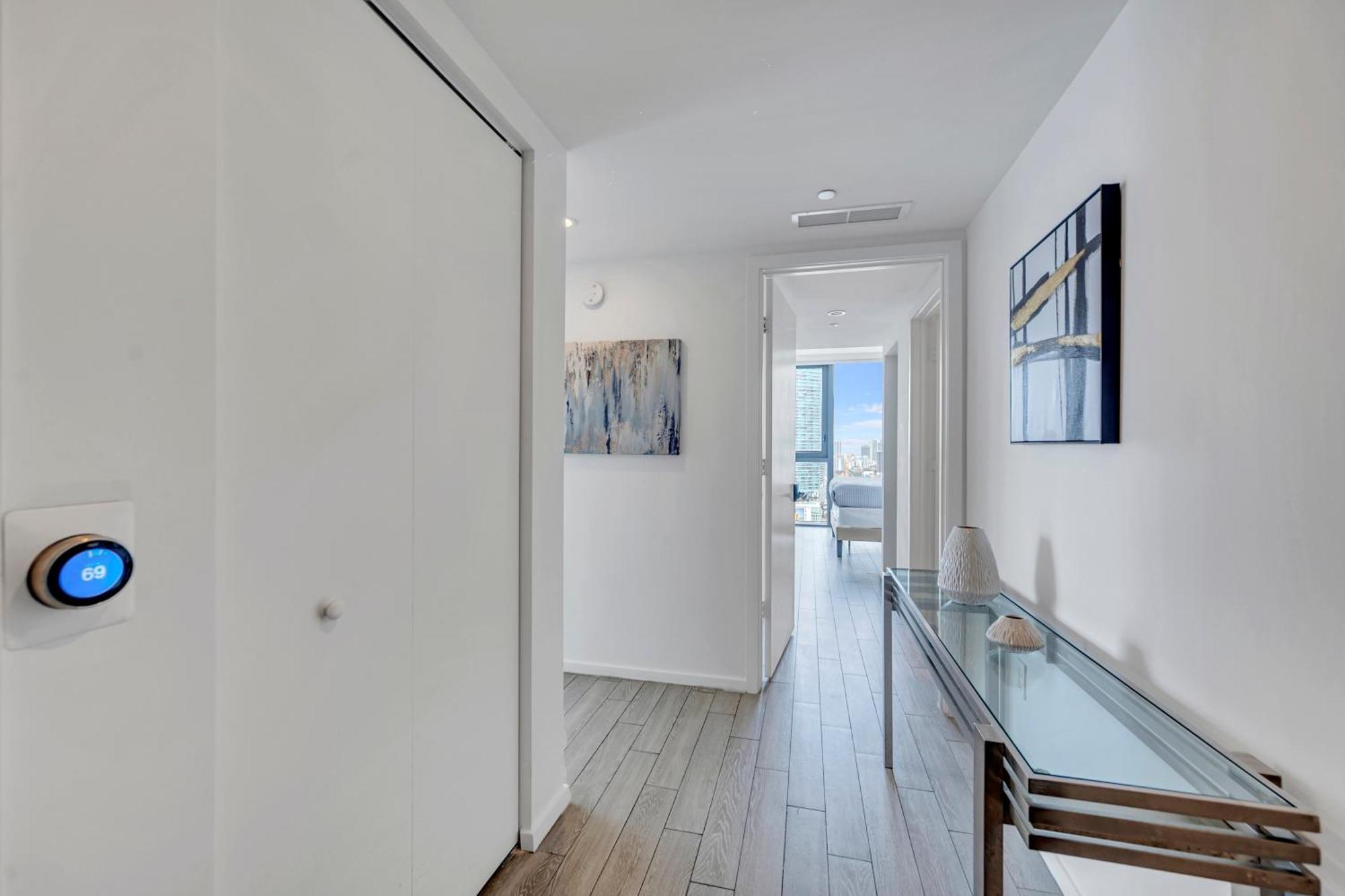 Apartment Great 3 Beds 3 Baths Downtown *