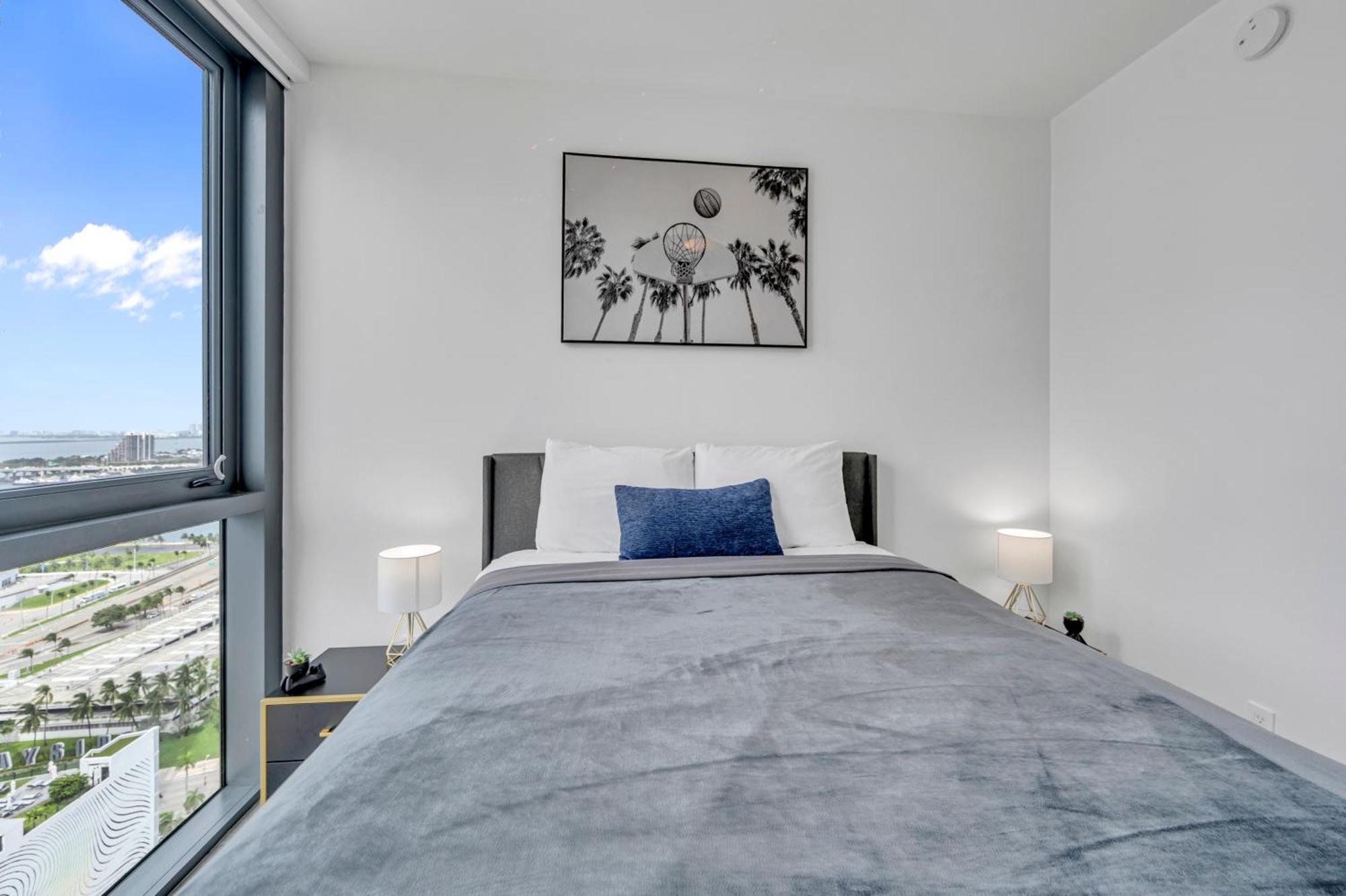 Apartment Great 3 Beds 3 Baths Downtown Miami