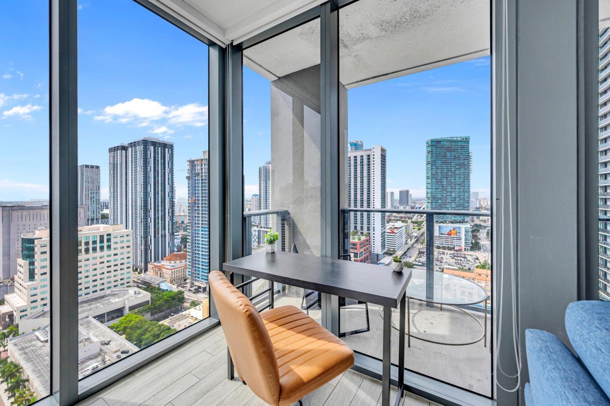 Apartment Great 3 Beds 3 Baths Downtown