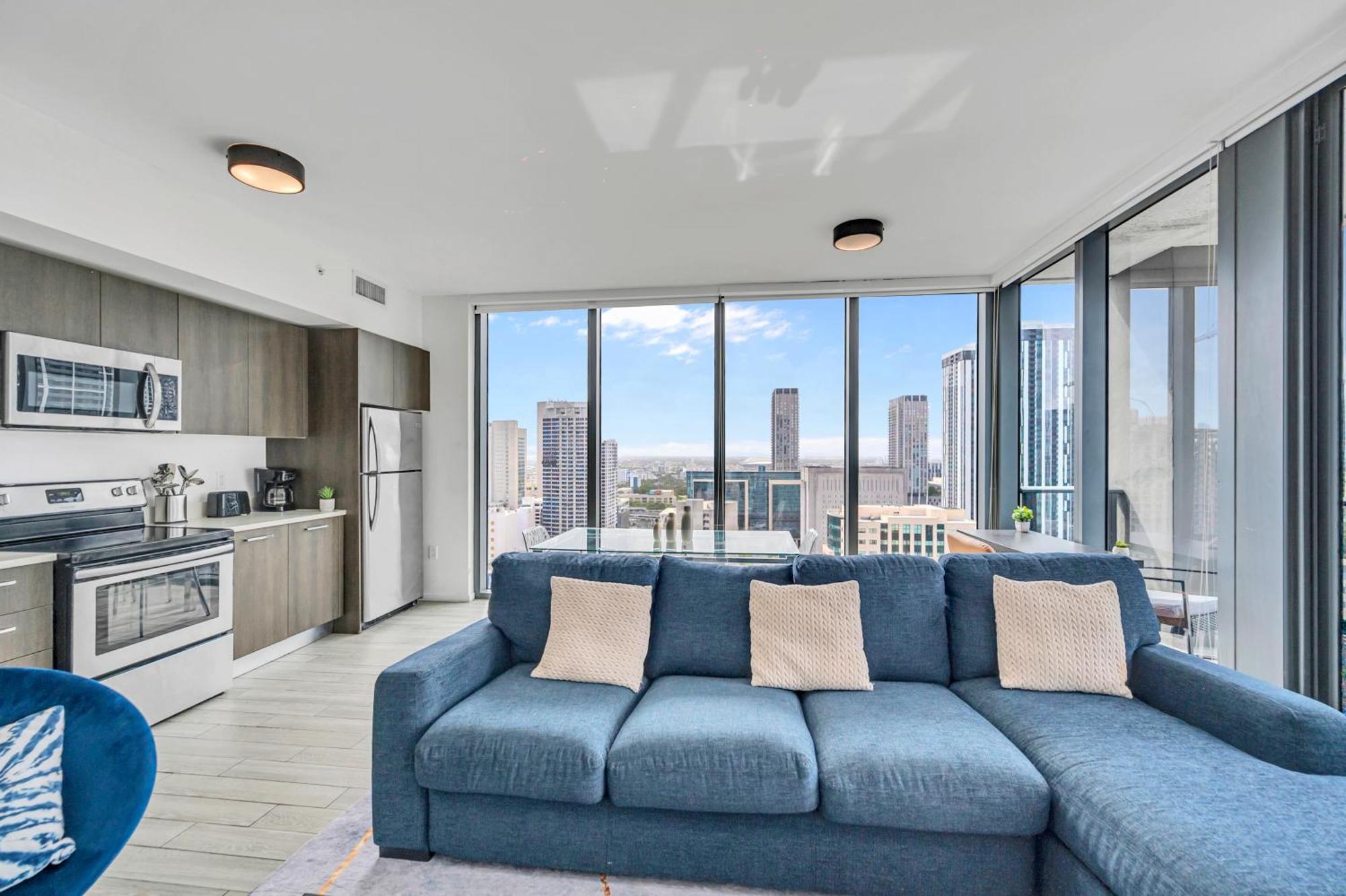 Apartment Great 3 Beds 3 Baths Downtown *