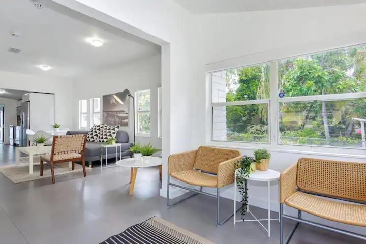 Wynwood House With Pool, Hotub And Parking Miami