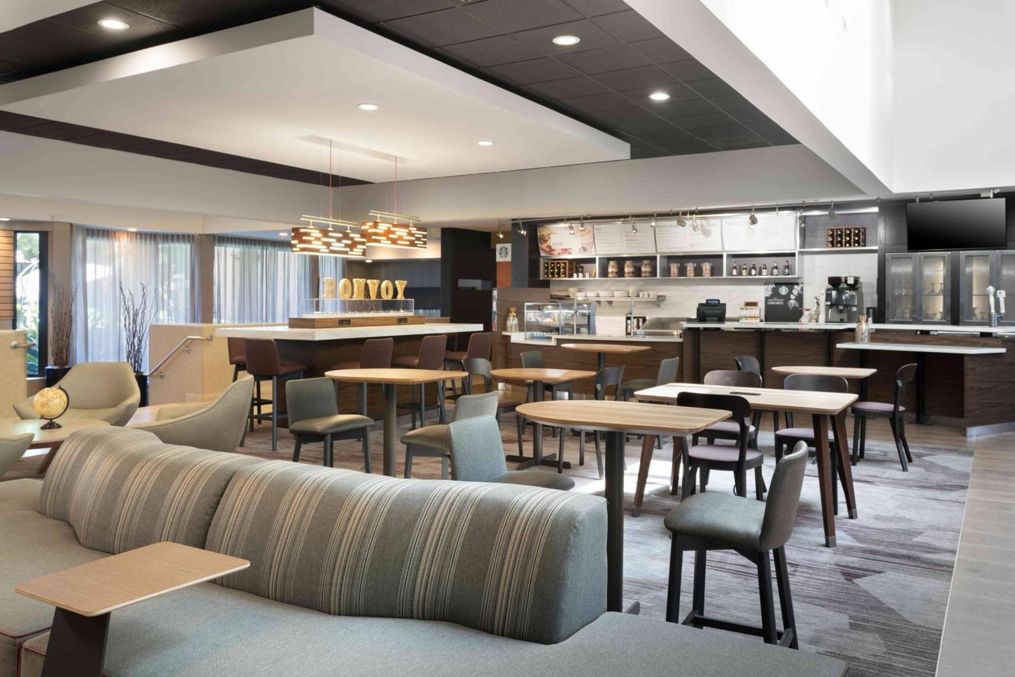 Courtyard Miami Airport West Hotel Doral
