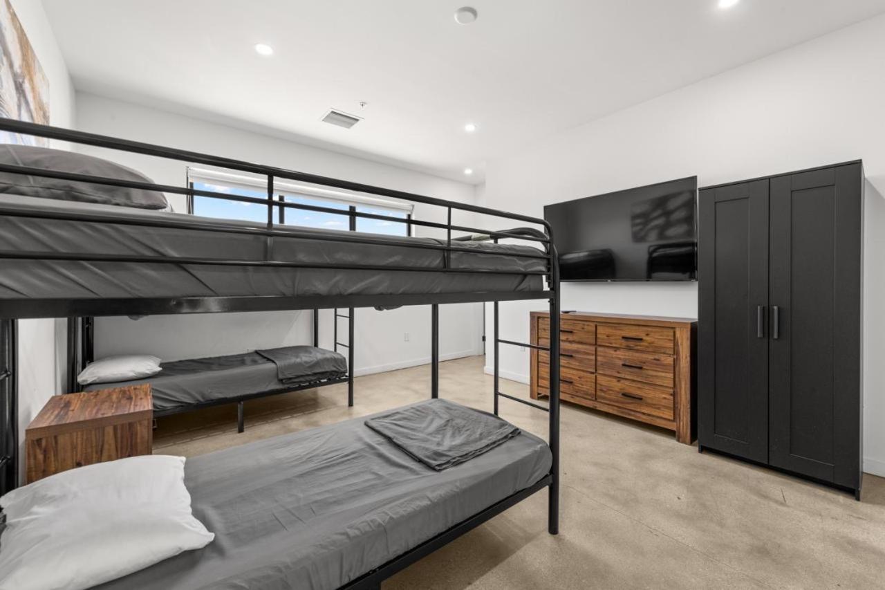 Hotel Rainbow - - Little Havanna Miami