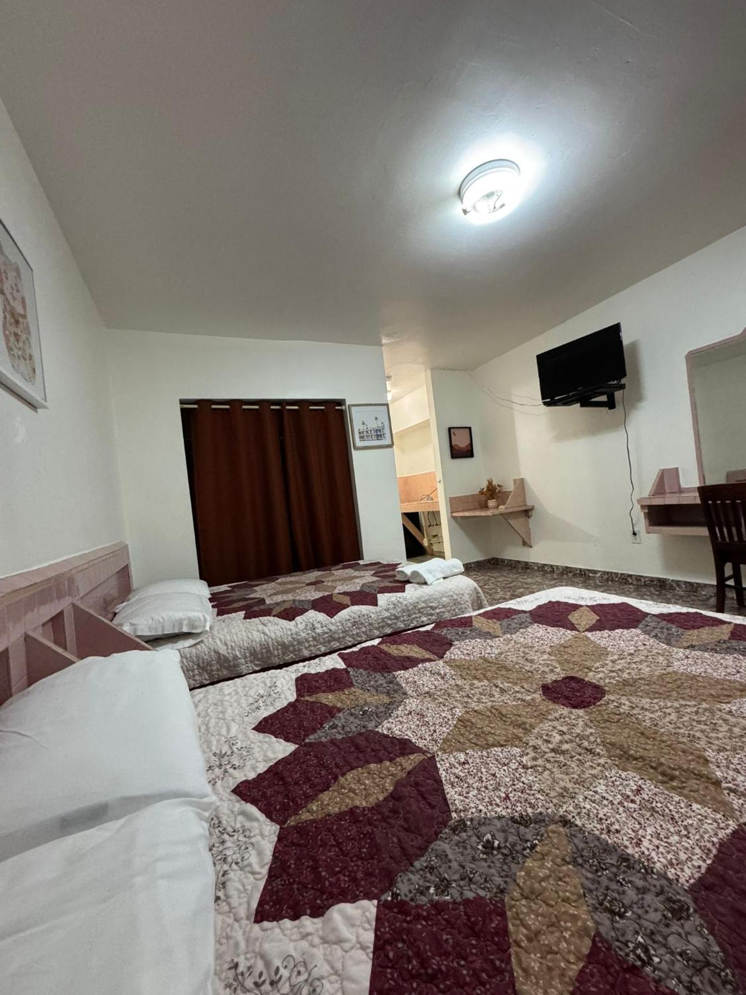 Rainbow - - Little Havanna Hotel Miami