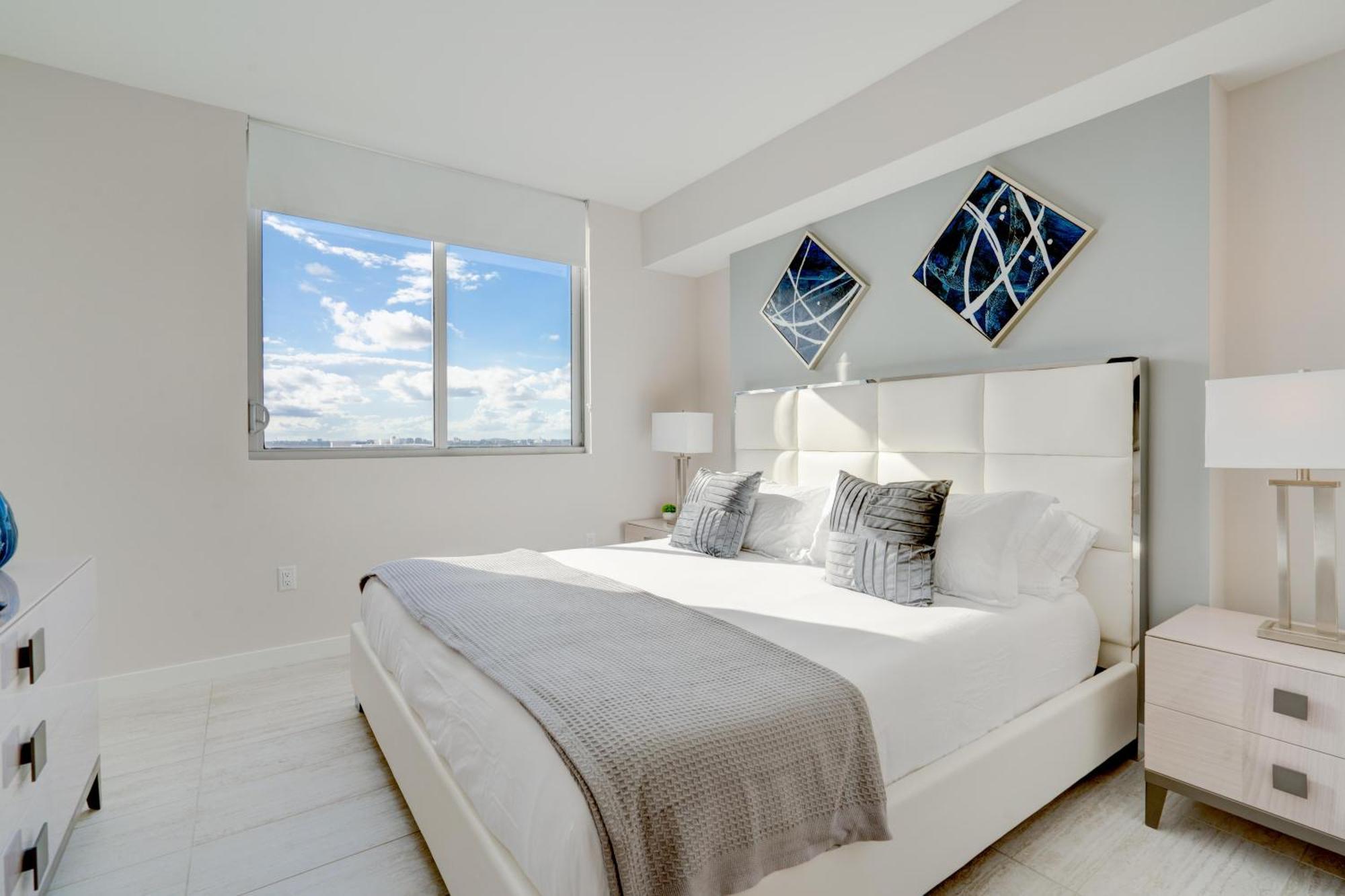 3900-902ch Design District, 2 Bedrooms & 2 Bathrooms Apartment
