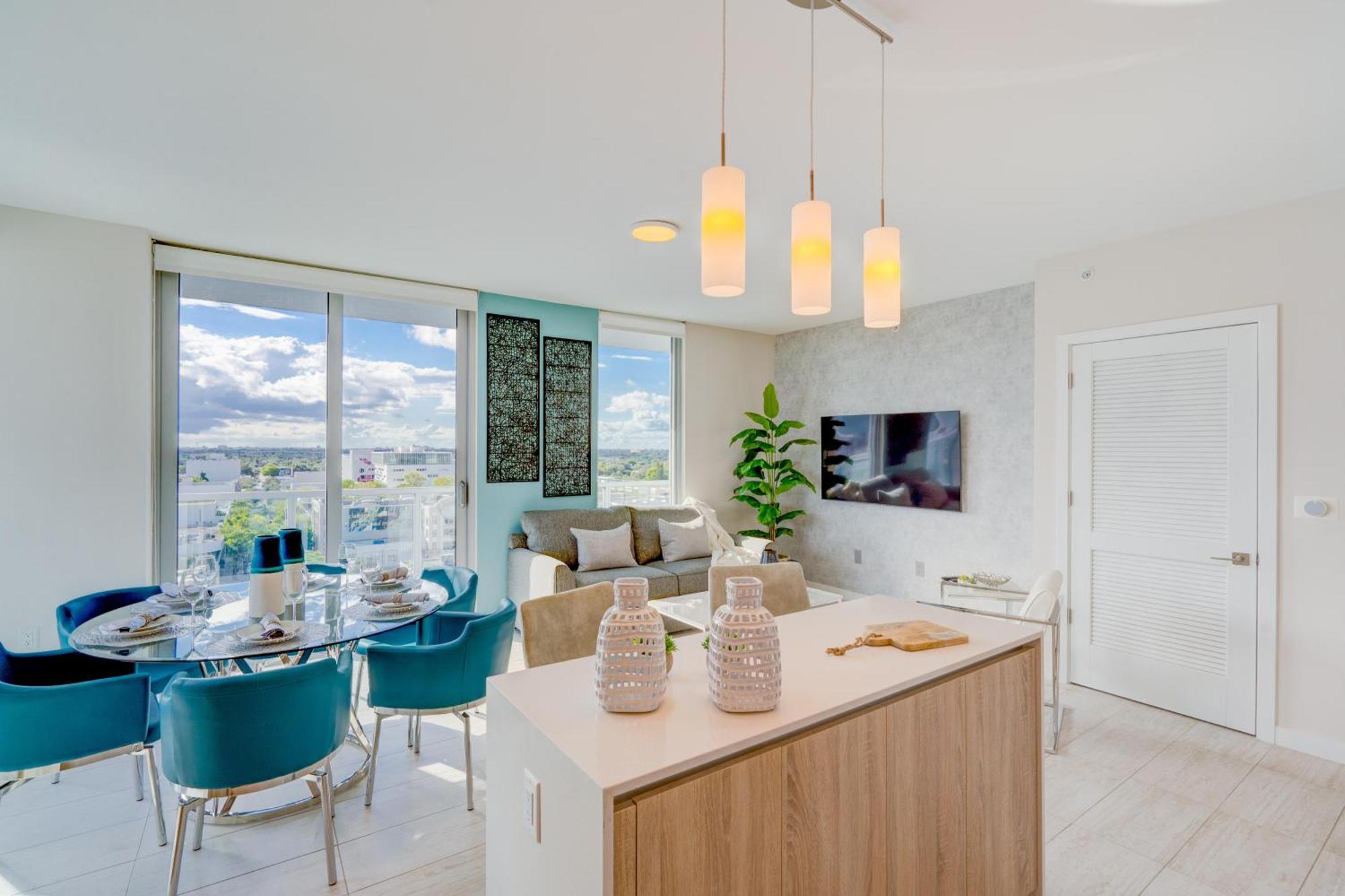 Apartment 3900-902ch Design District, 2 Bedrooms & 2 Bathrooms *