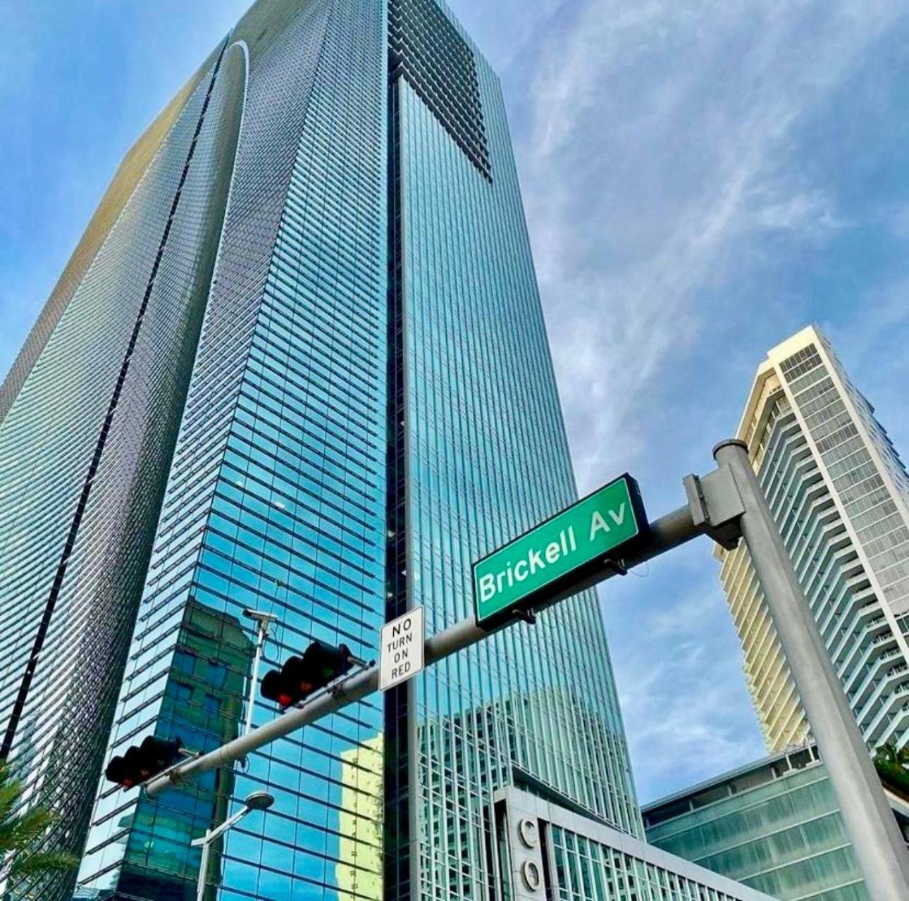 Aka Brickell Free Parking By Palermo