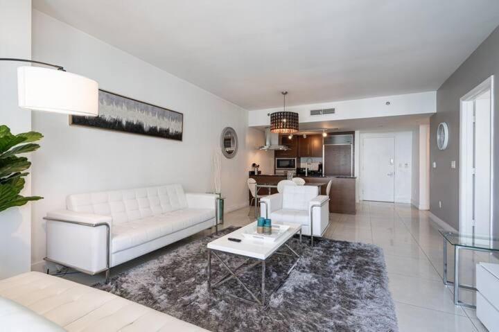 Apartment Icon Brickell Stylish With Bay&city 5 Star And Amenities Miami