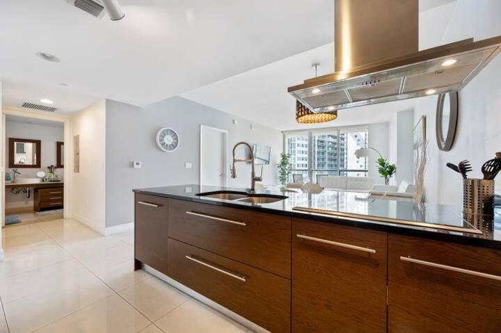 Apartment Icon Brickell Stylish With Bay&city 5 Star And Amenities