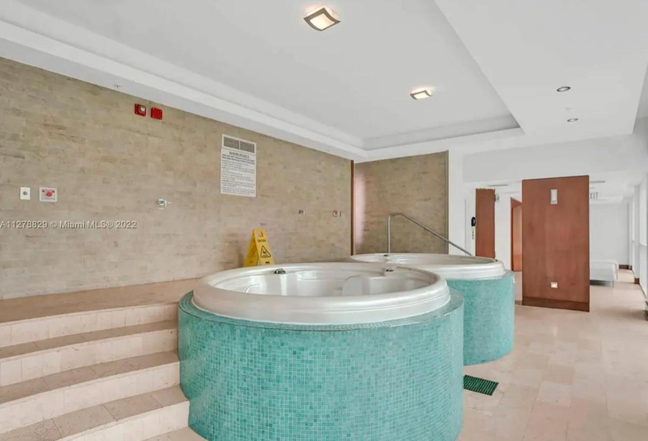 Iconic 1br Loft Brickell-waterviews Miami