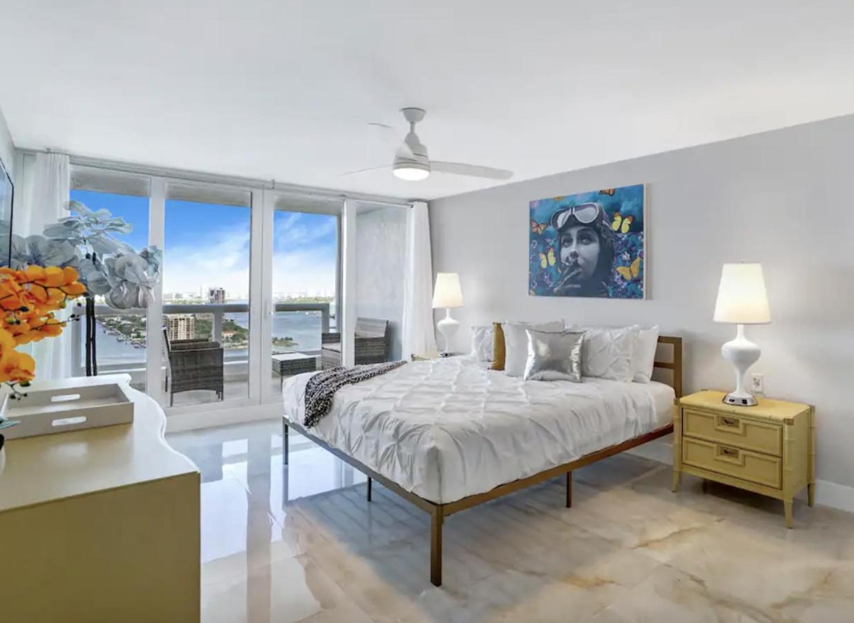 Apartment First Class! - Crystal Clear Water Views! Miami