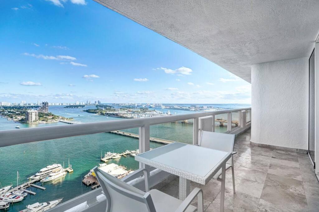 First Class! - Crystal Clear Water Views! Apartment *