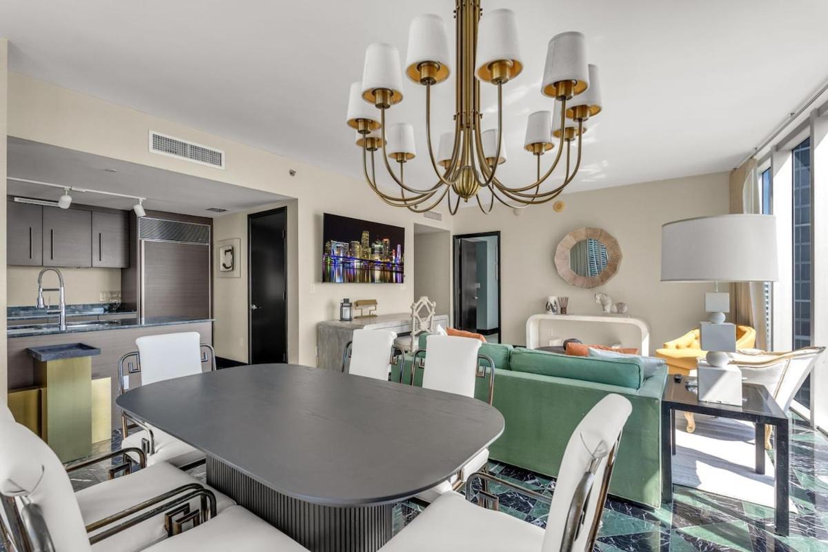 Apartment Stunning At Icon With Bay Views-pool-gym-spa
