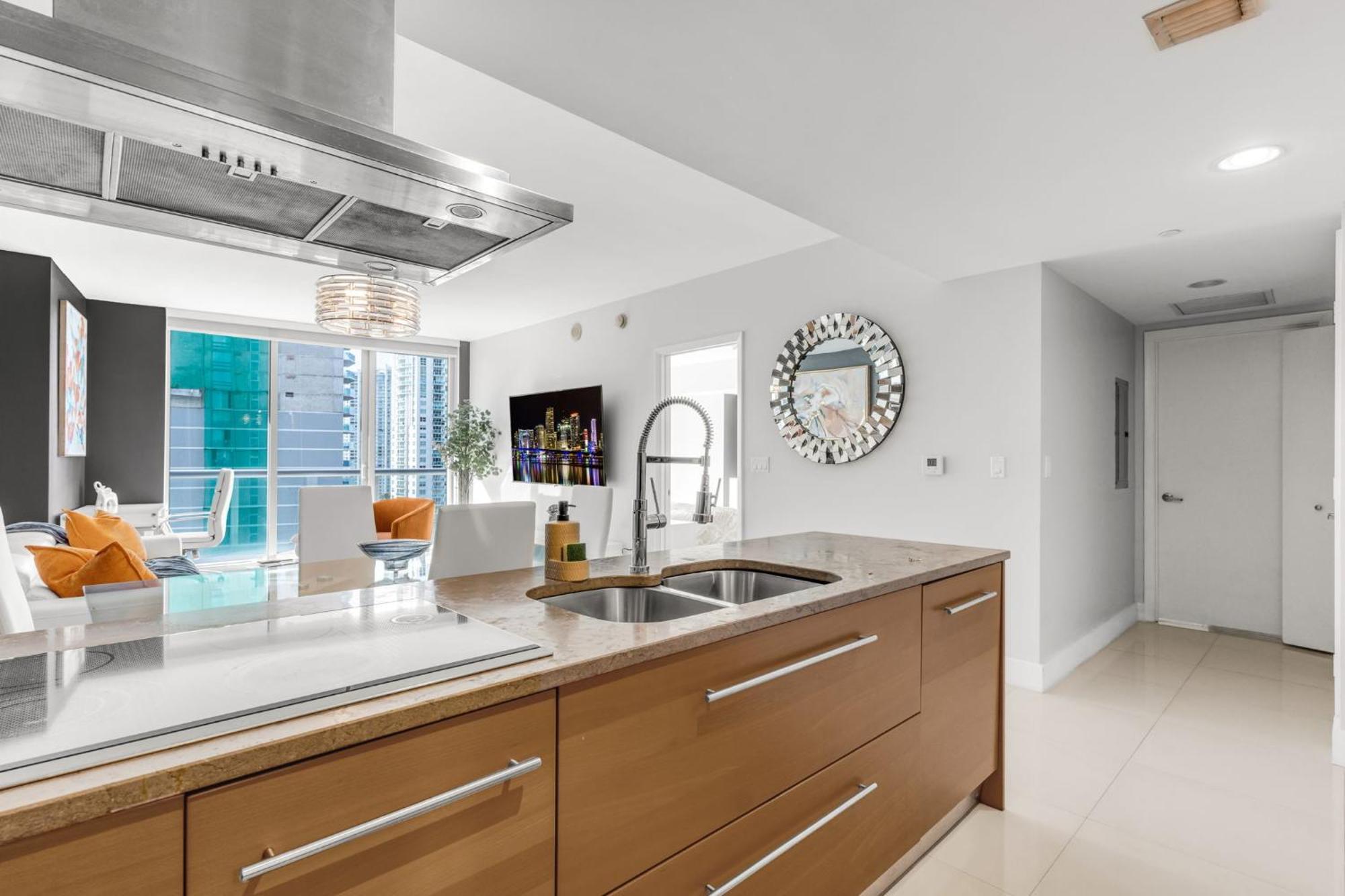 Apartment Icon Brickell 1 Bed 1 Bath At The W *