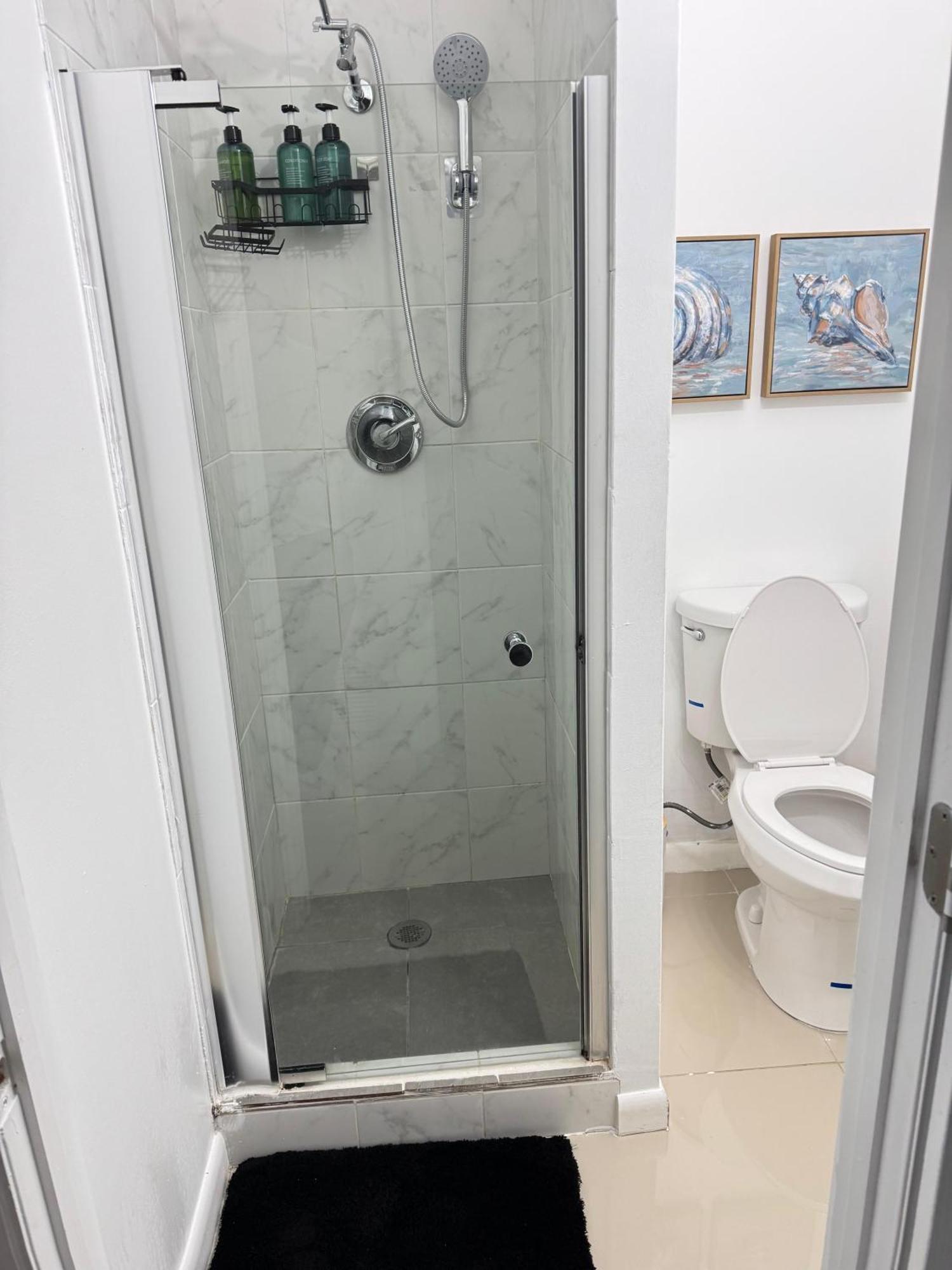 Aparthotel Renzzi Miami