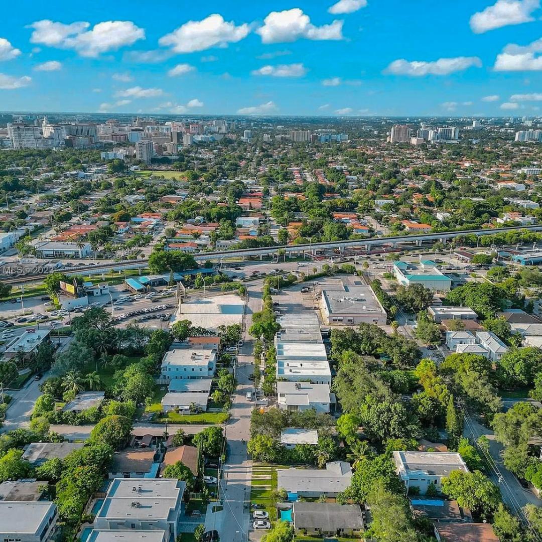 Solara Coconut Grove Villa Miami