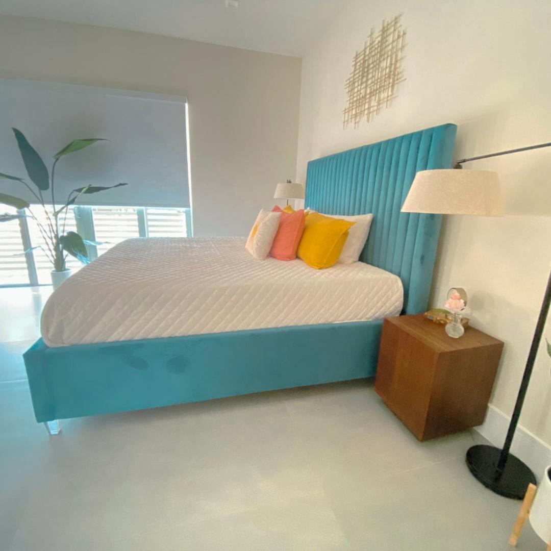 Solara Coconut Grove Villa *
