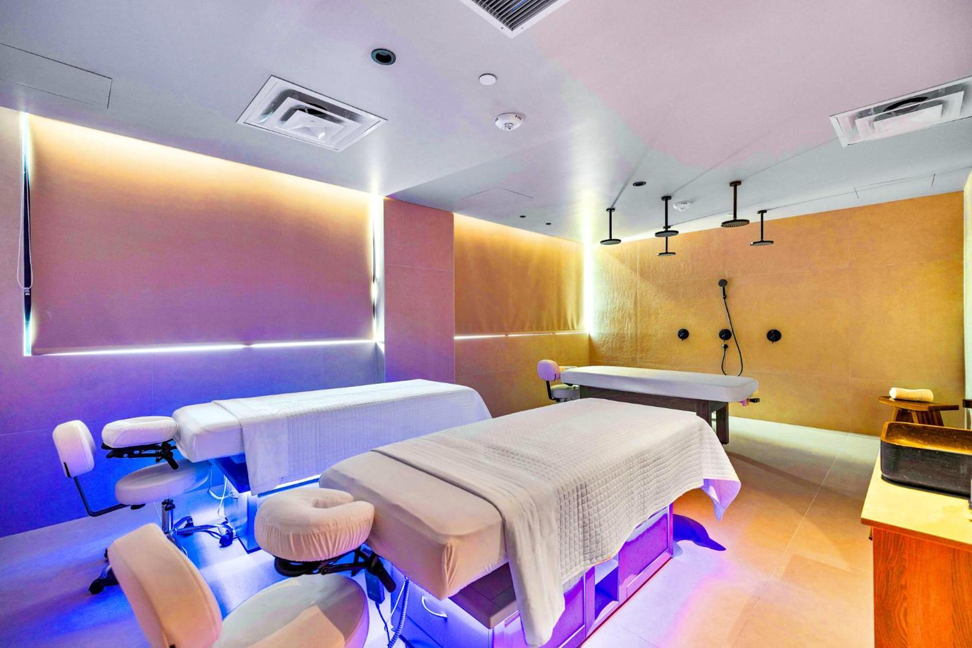 Ph 49 Floor Luxury W Free Parking *