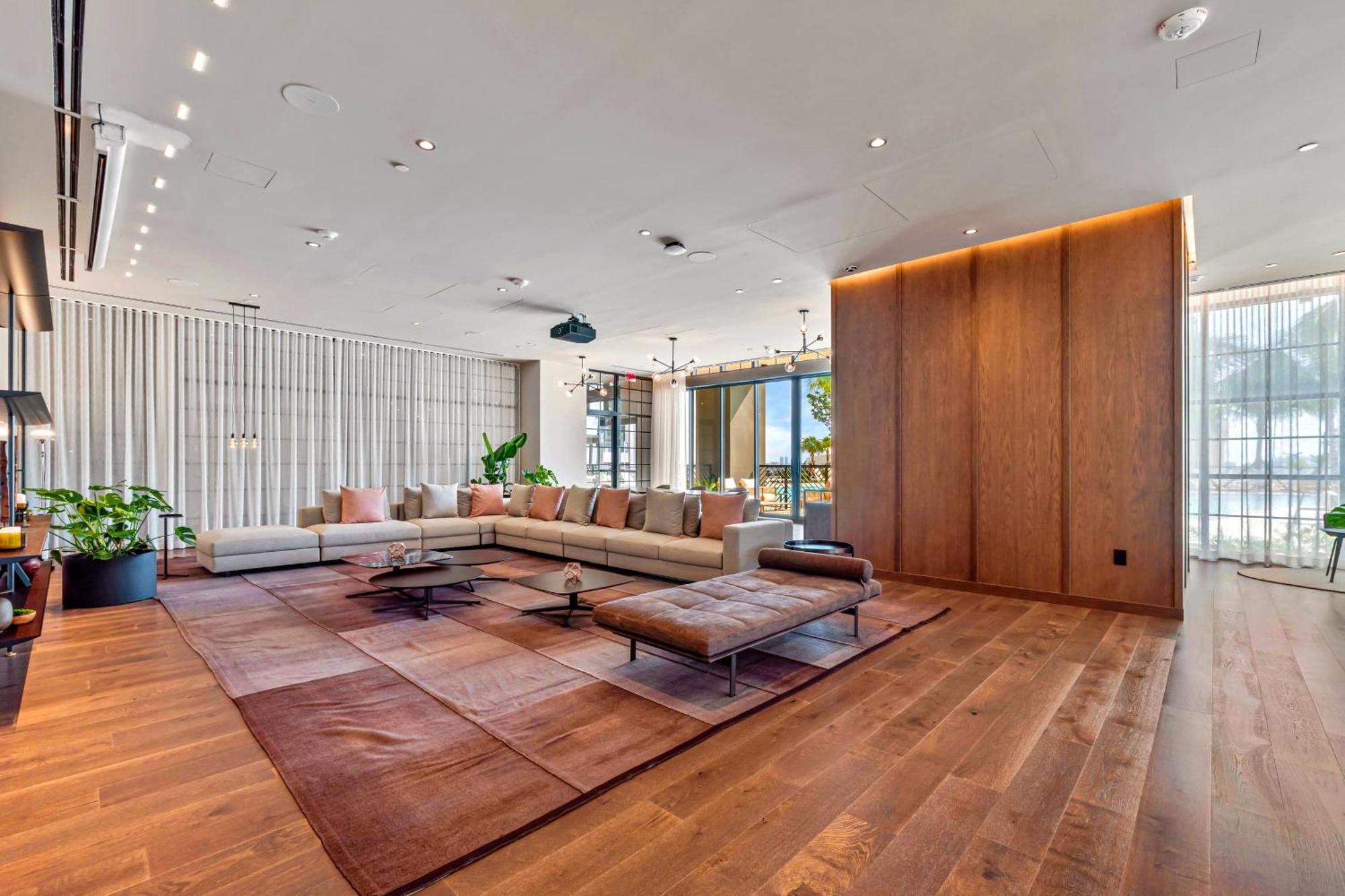 Comfort & Style W Free Parking Miami