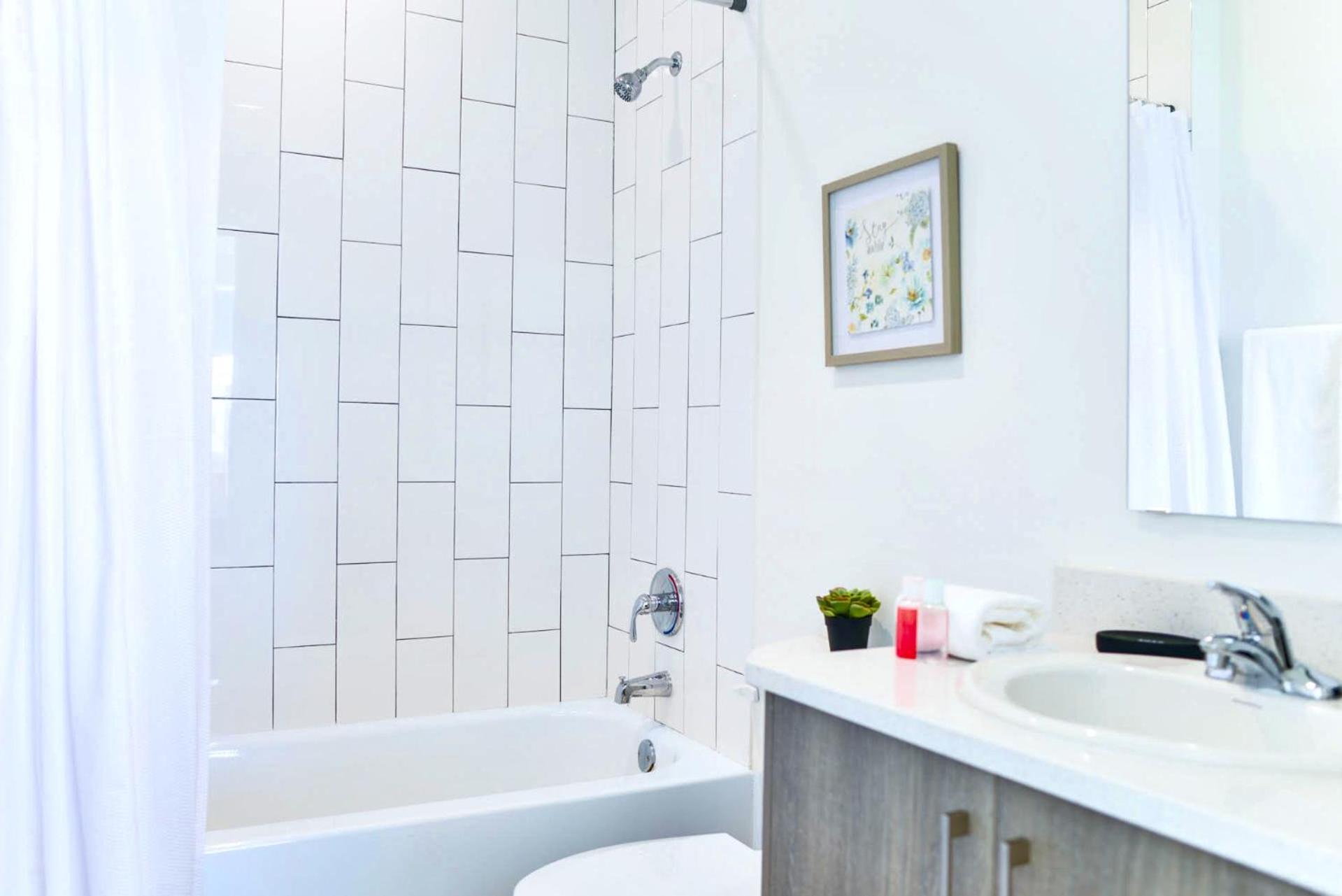 Family-Friendly Townhouse - Close To Beach